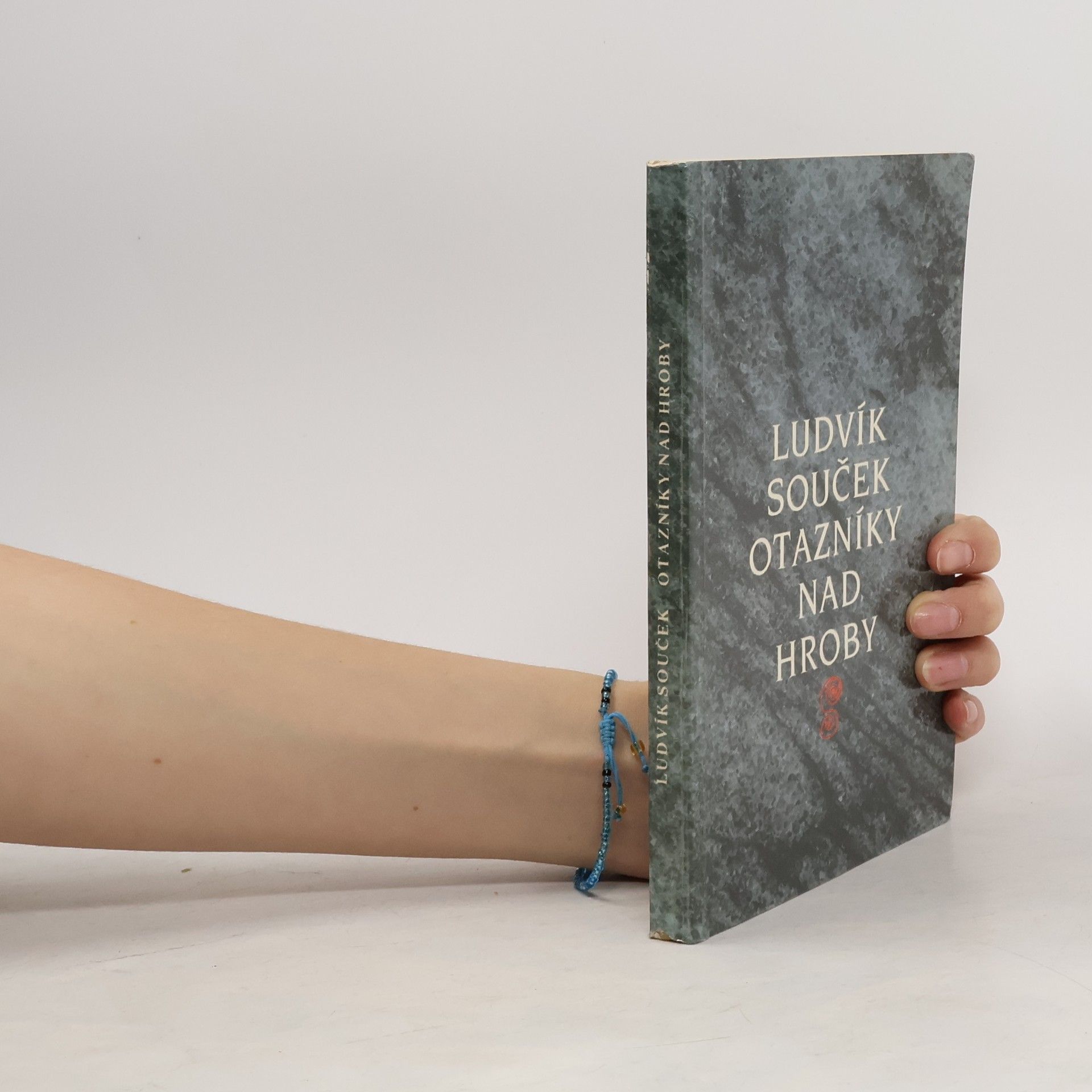 Ludvík Souček Otázníky nad hroby