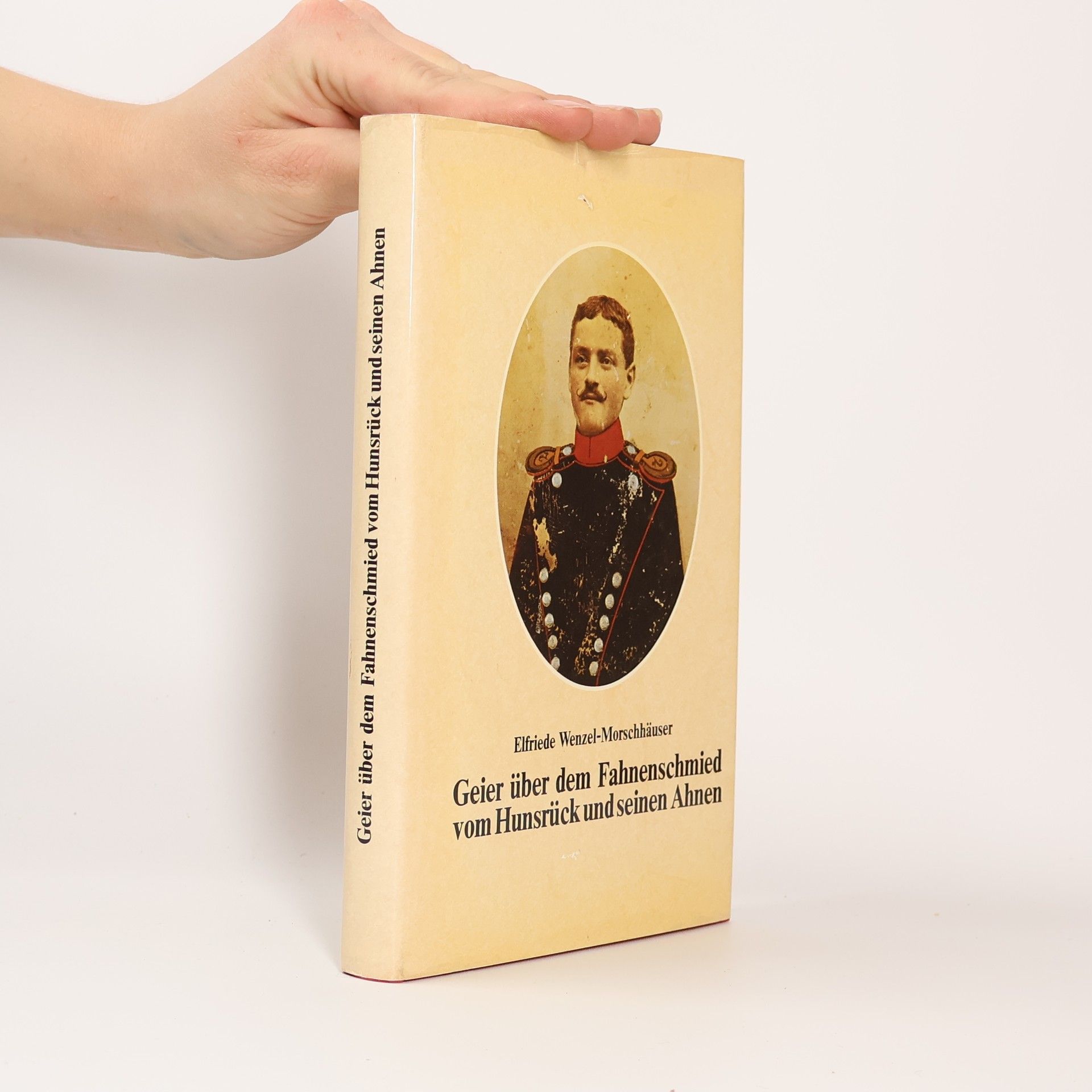 Elfriede Wenzel-Morschhäuser Geier über dem Fahnenschmied vom Hunsrück und seinen Ahnen