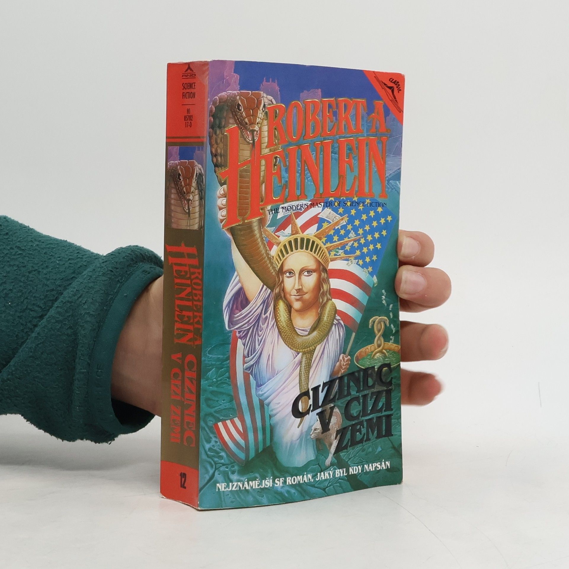 Robert A. Heinlein Cizinec v cizí zemi