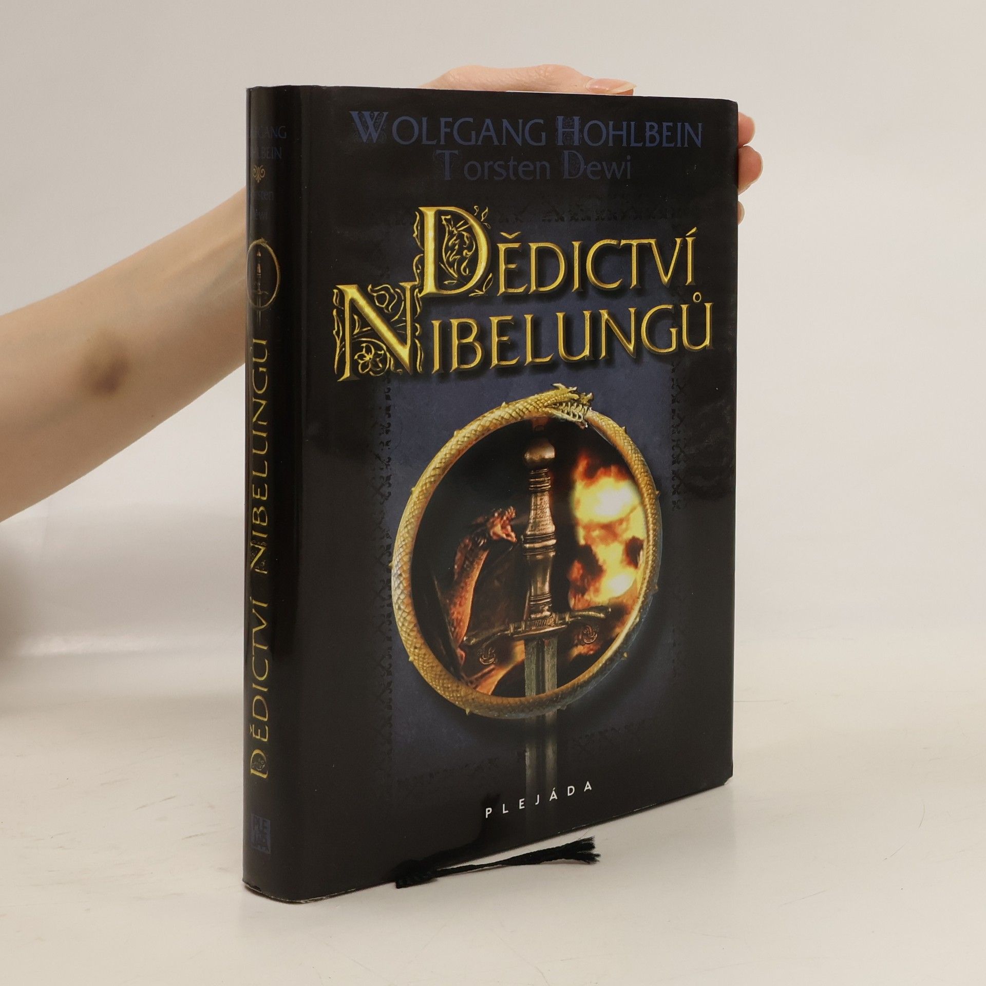 Wolfgang Hohlbein Dědictví Nibelungů