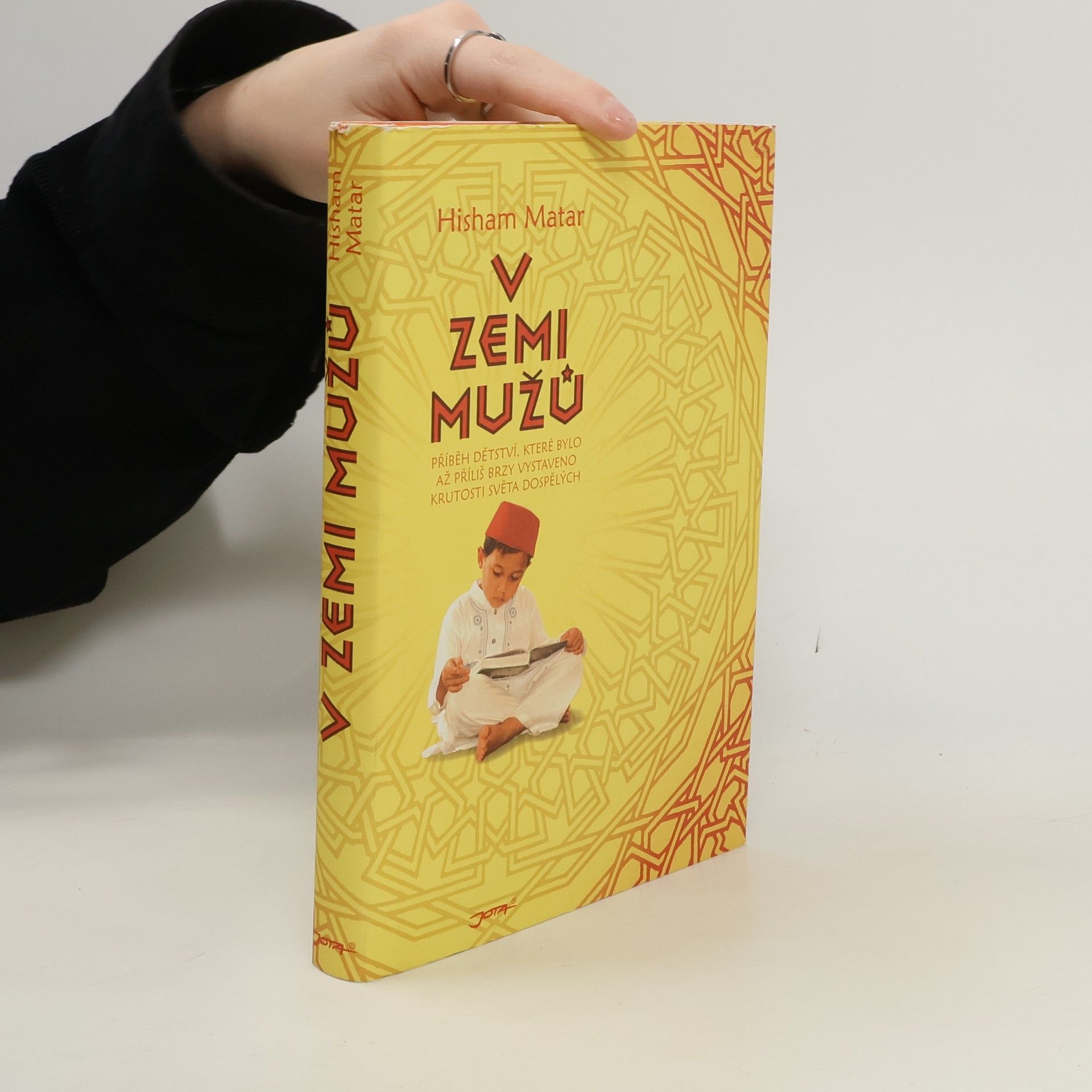 Hisham Matar V zemi mužů