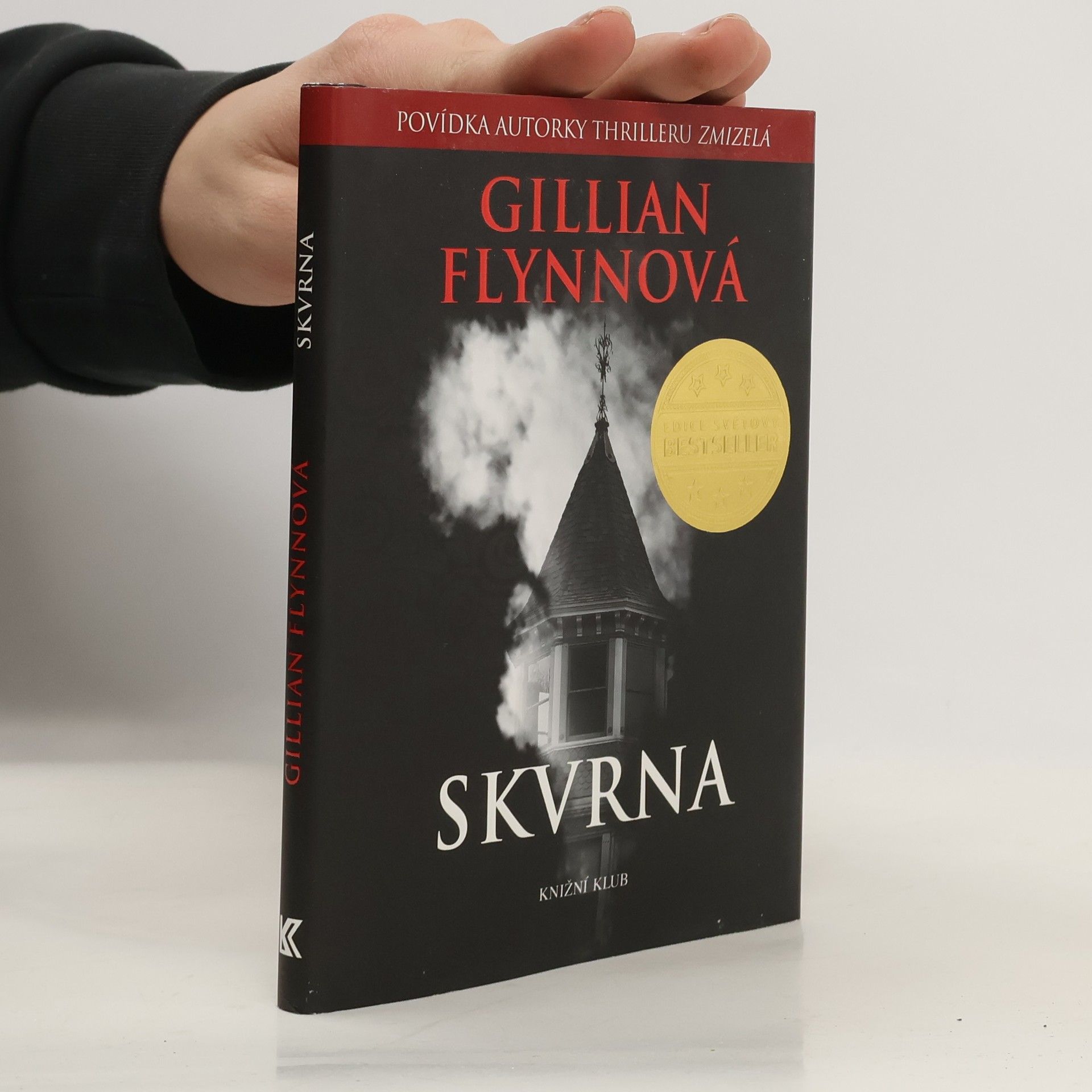 Gillian Flynn Skvrna