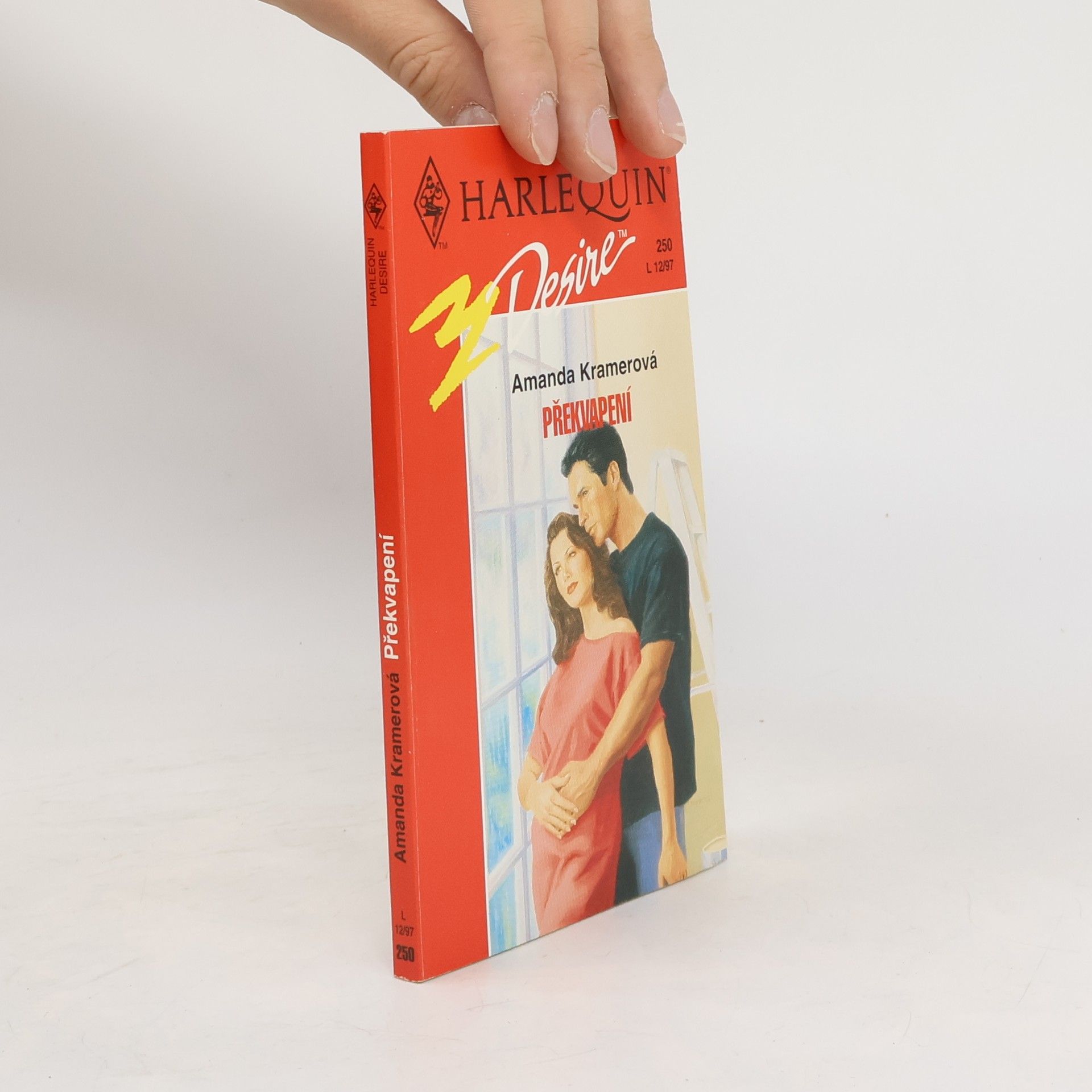 Amanda Kramer Překvapení