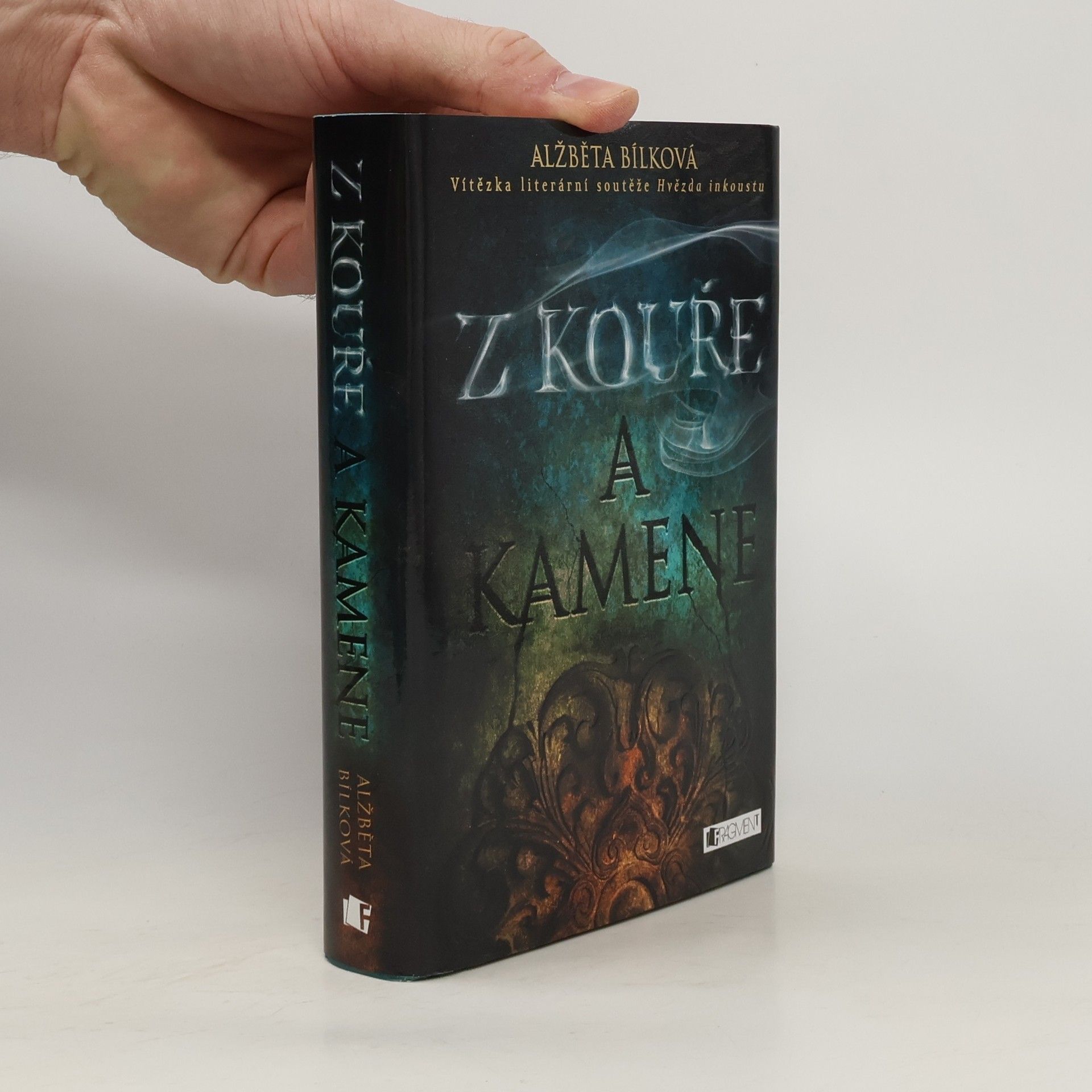 Alžběta Bílková Z kouře a kamene