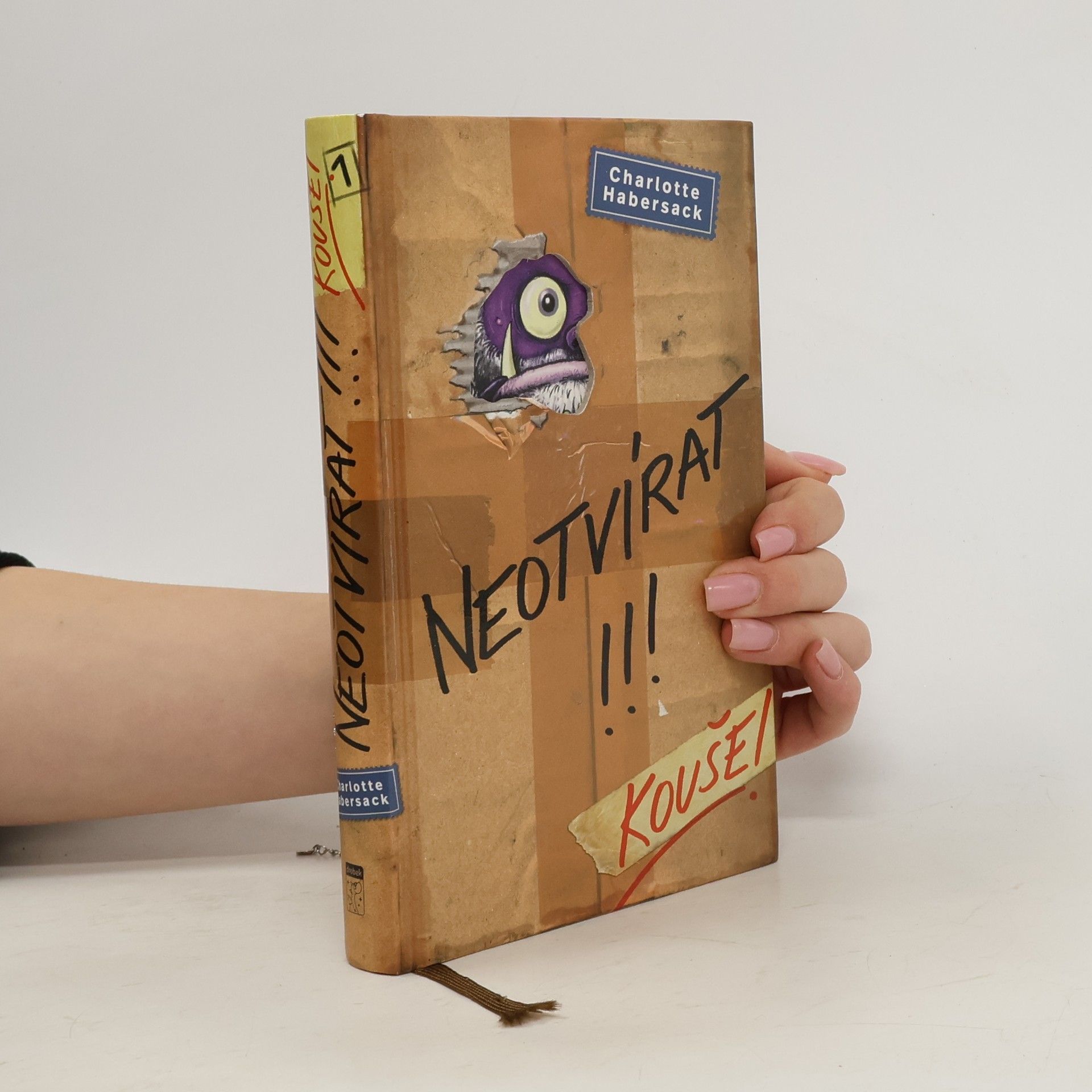 Neotvírat!!! Kouše!