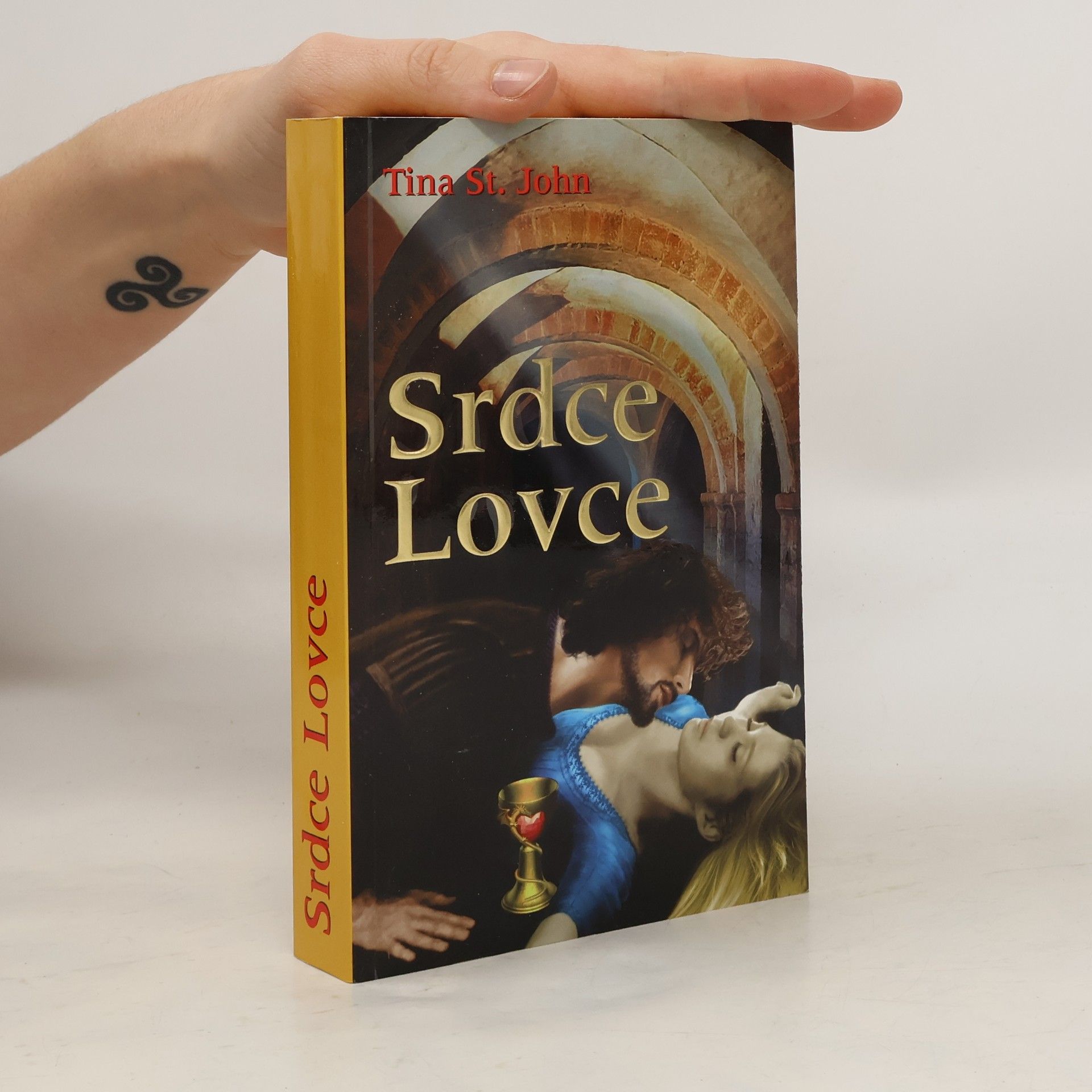 Tina St. John Srdce Lovce