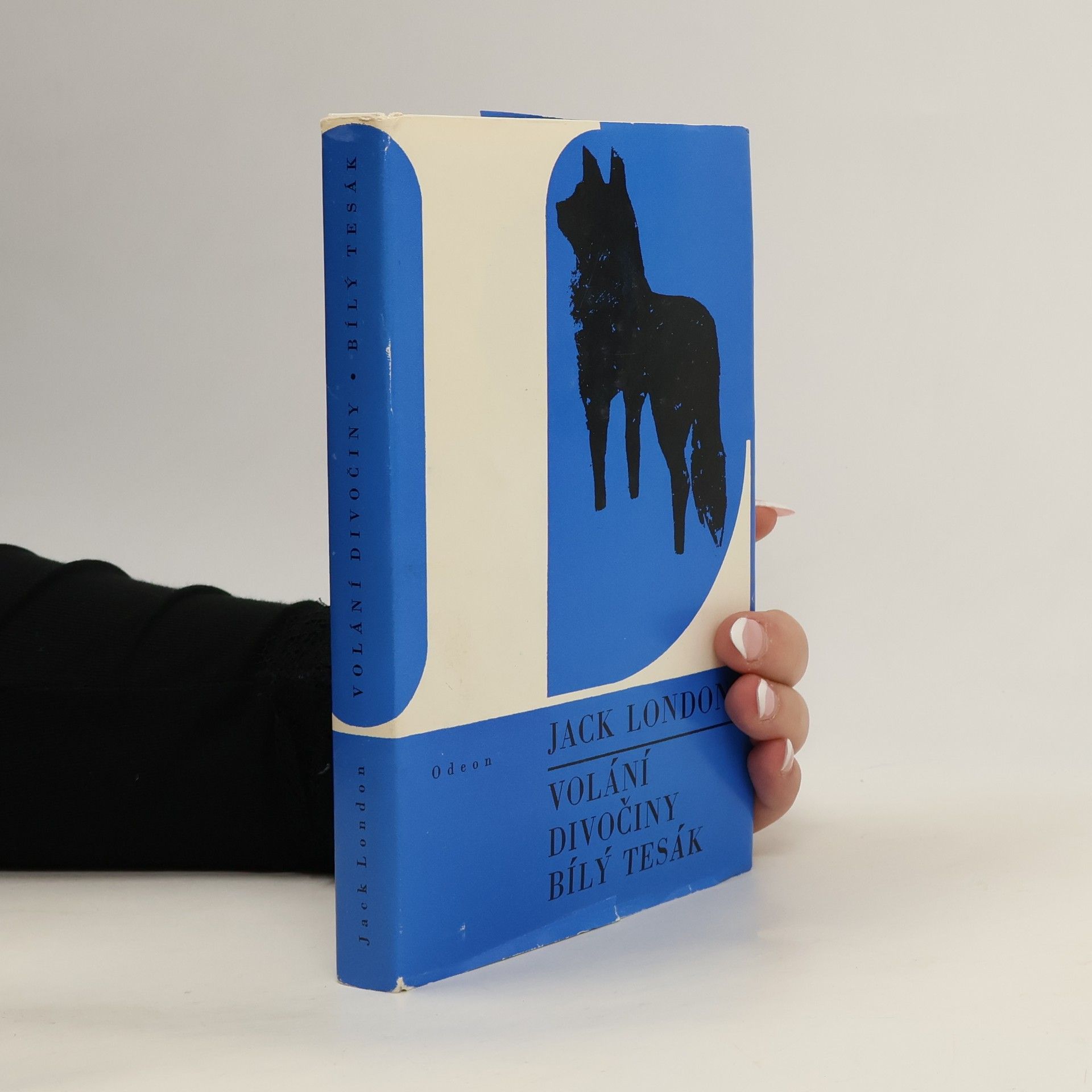 Jack London Volání divočiny. Bílý tesák