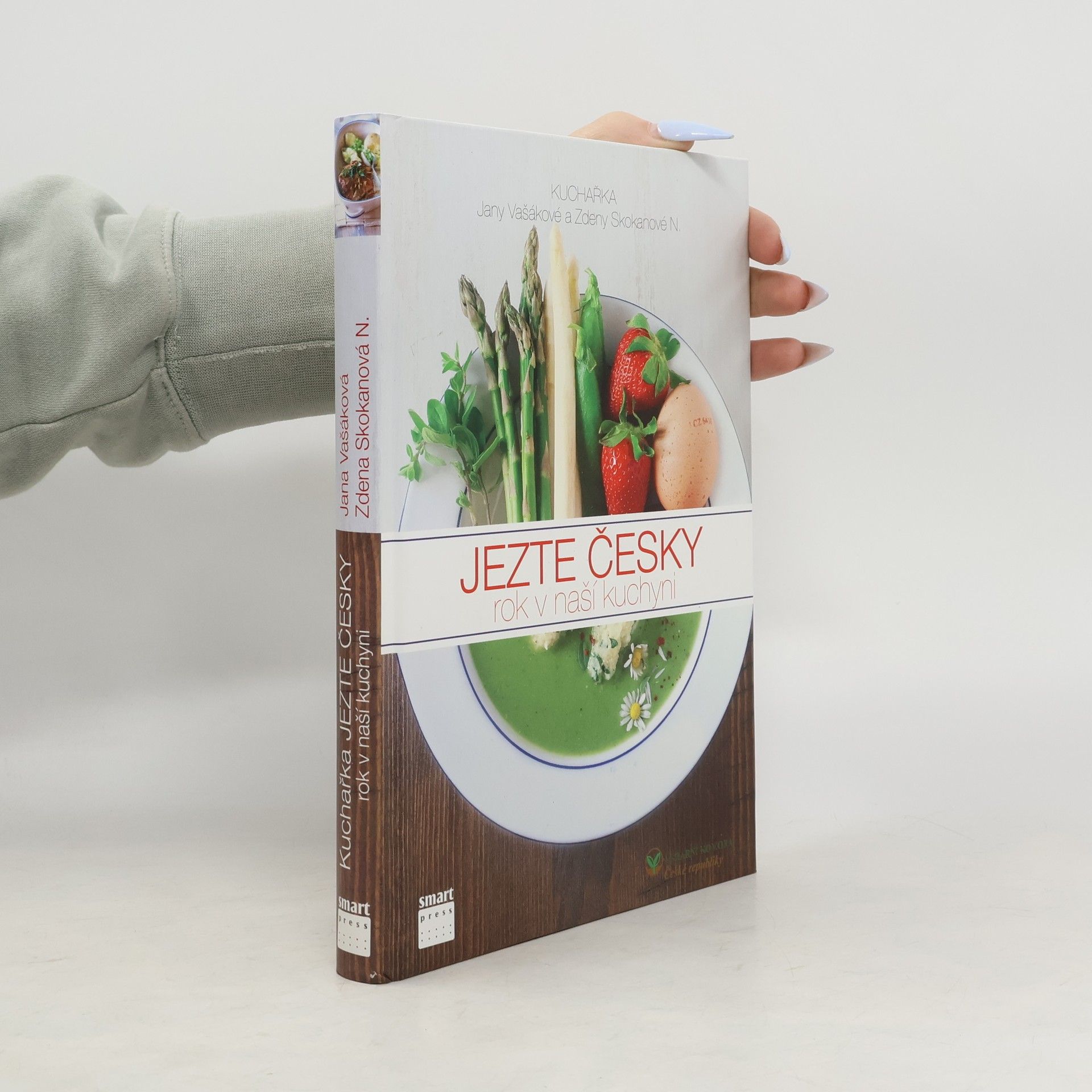 Jana Vašáková Jezte česky : rok v naší kuchyni