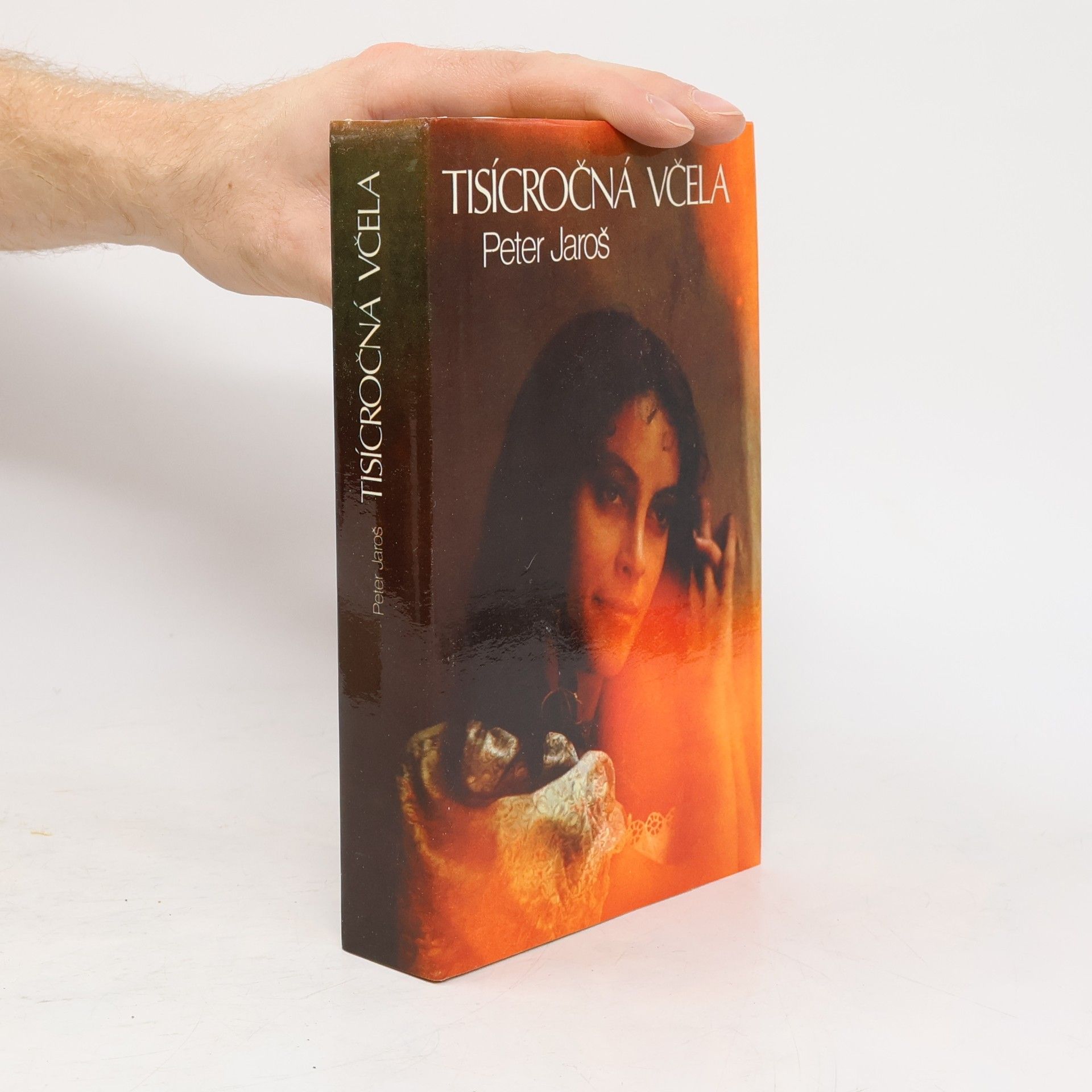 Tisícročná včela