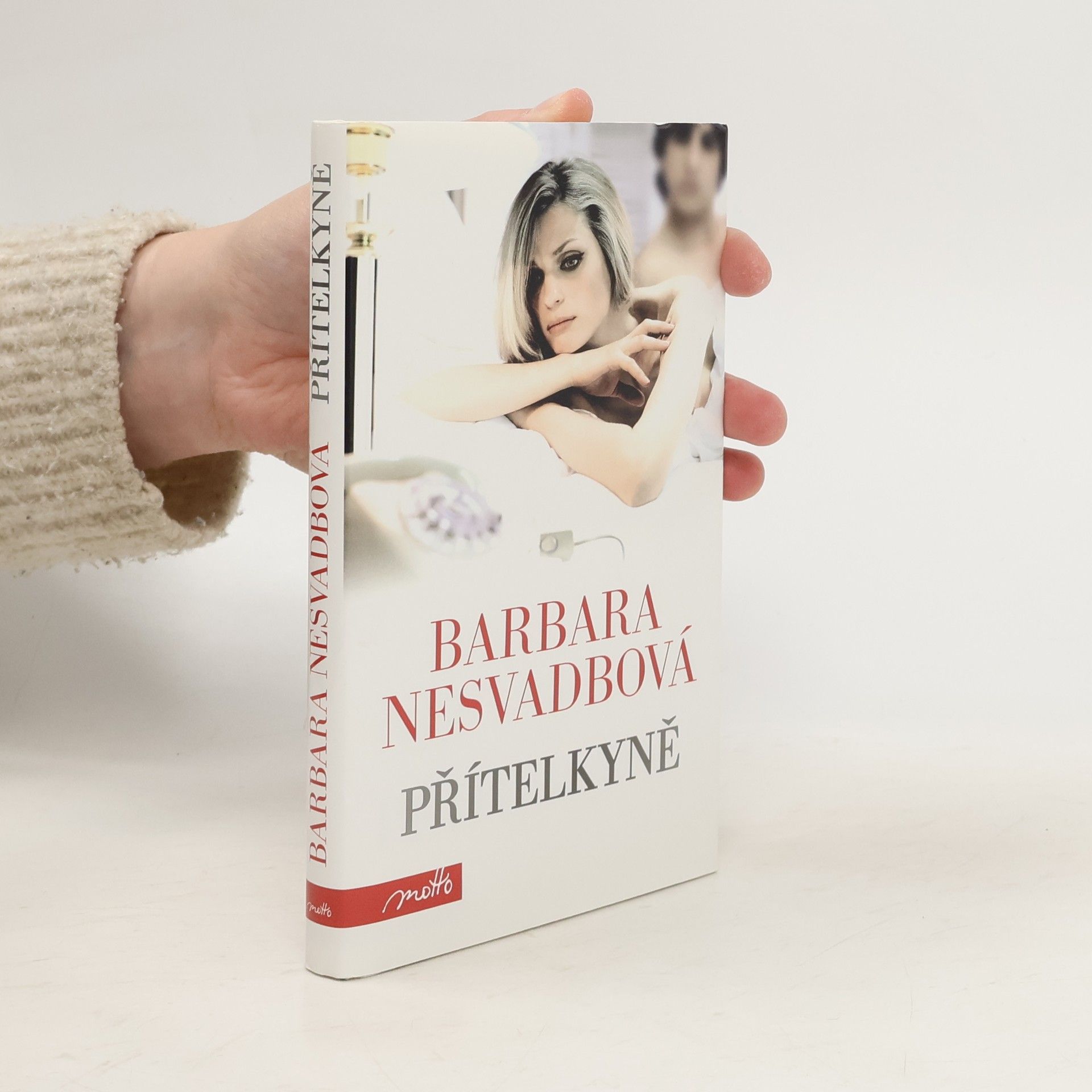 Bára Nesvadbová Přítelkyně