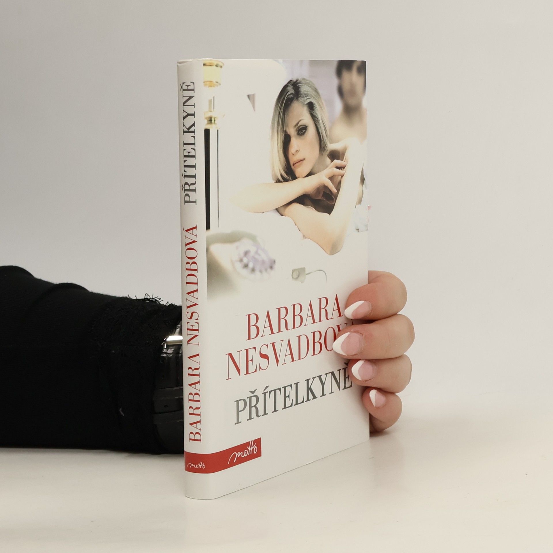 Bára Nesvadbová Přítelkyně