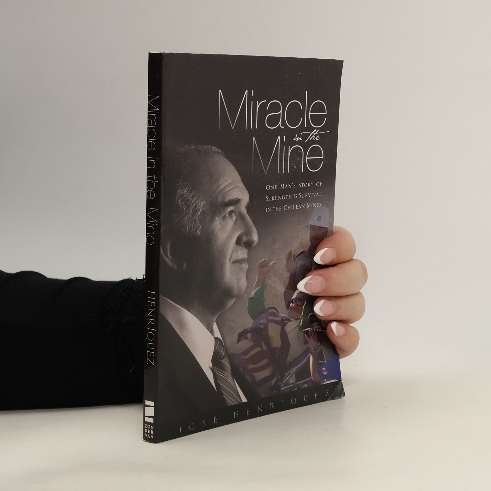 José Henríquez Miracle in the Mine