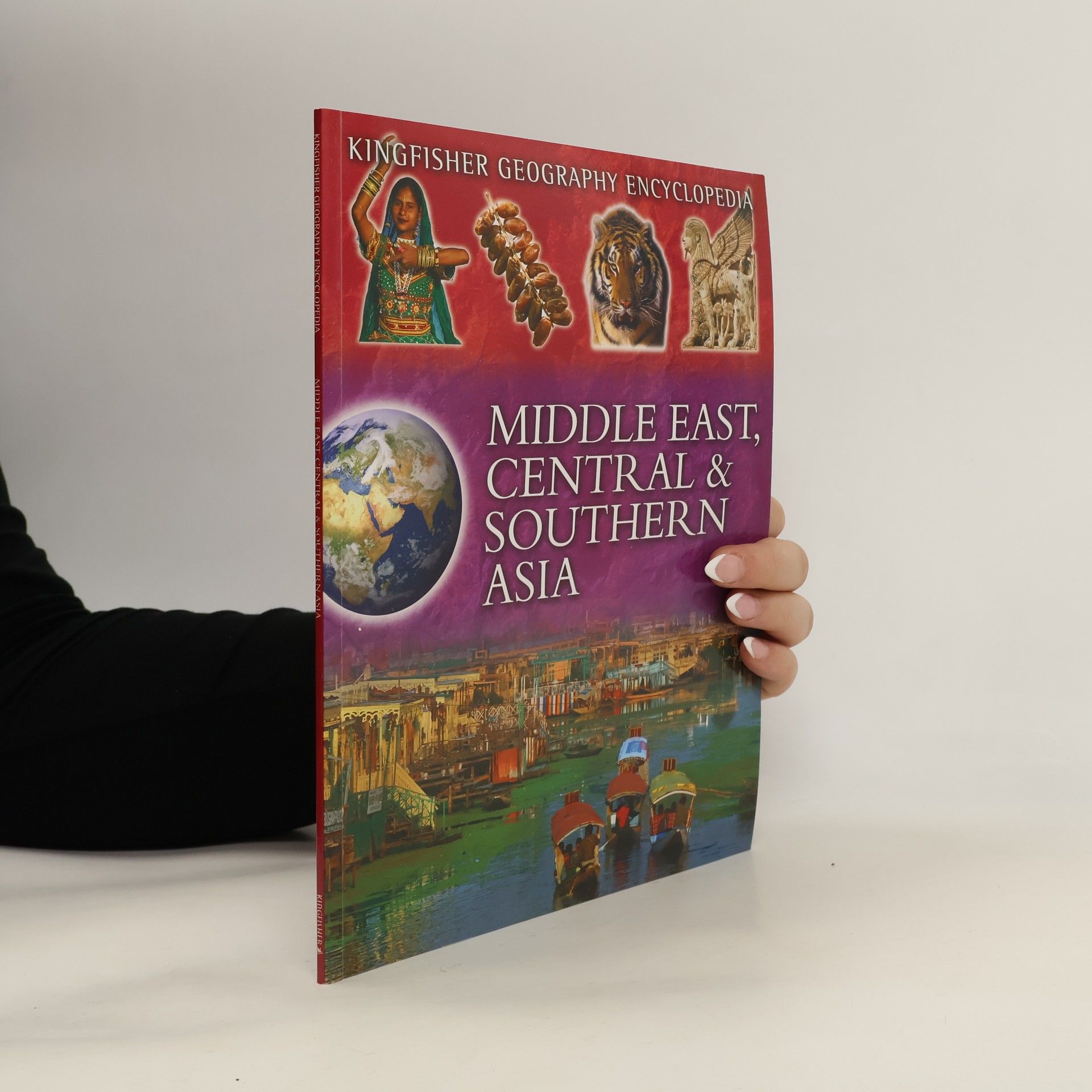 Autores varios The Kingfisher Geography Encyclopedia.