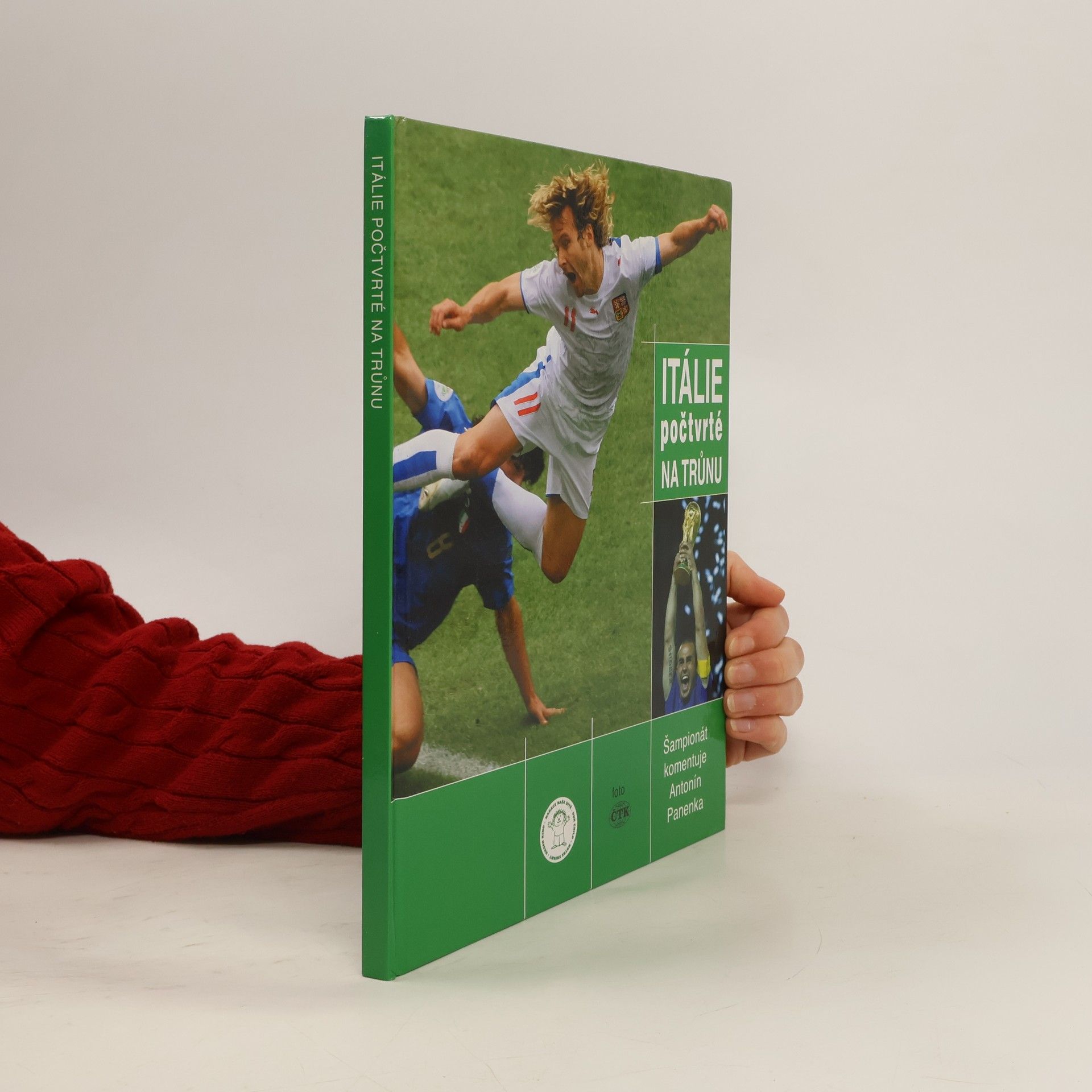 Pavel Křiklan Itálie počtvrté na trůnu : šampionát komentuje Antonín Panenka