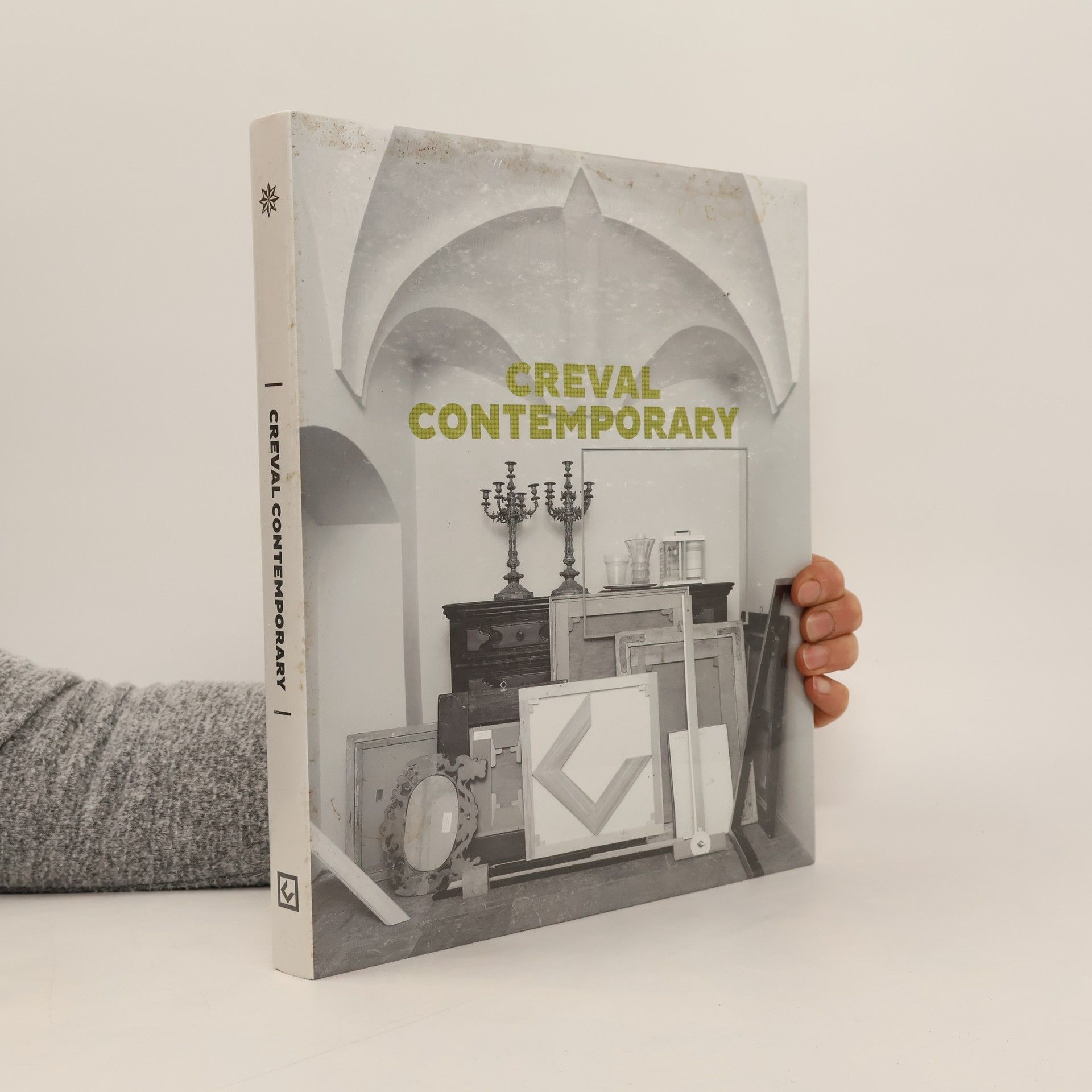 AA.VV. Creval Contemporary: the art collection over the last thirty years by the Credito Valtellinese Group