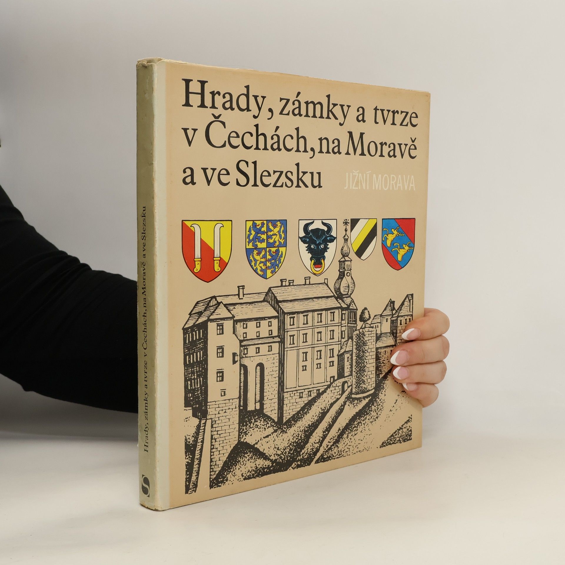 Kolektiv autorů Hrady, zámky a tvrze v Čechách, na Moravě a ve Slezsku I. Jižní Morava