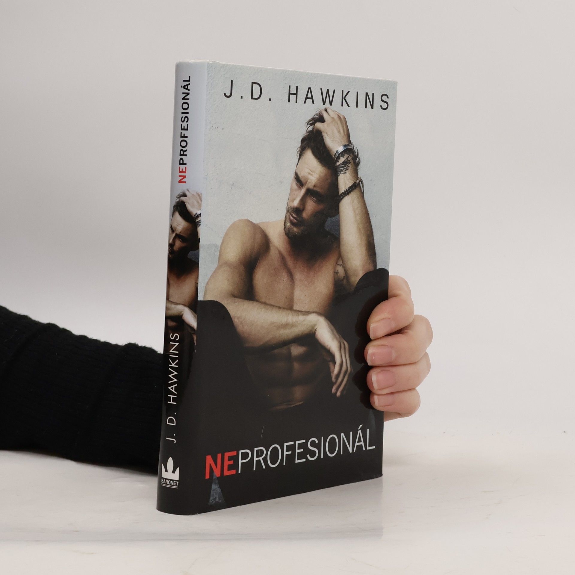 J. D. Hawkins Neprofesionál