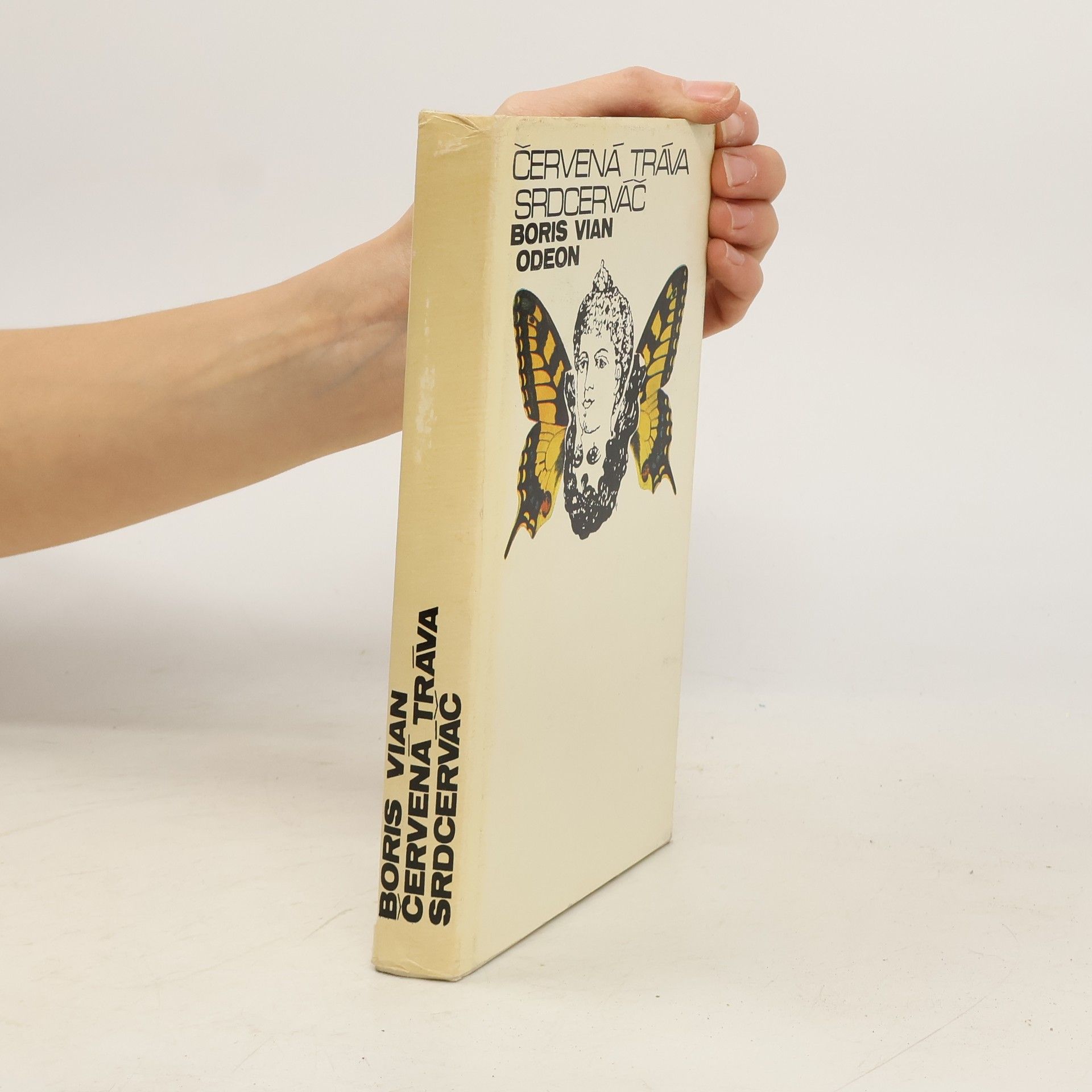 Boris Vian Červená tráva. Srdcerváč.