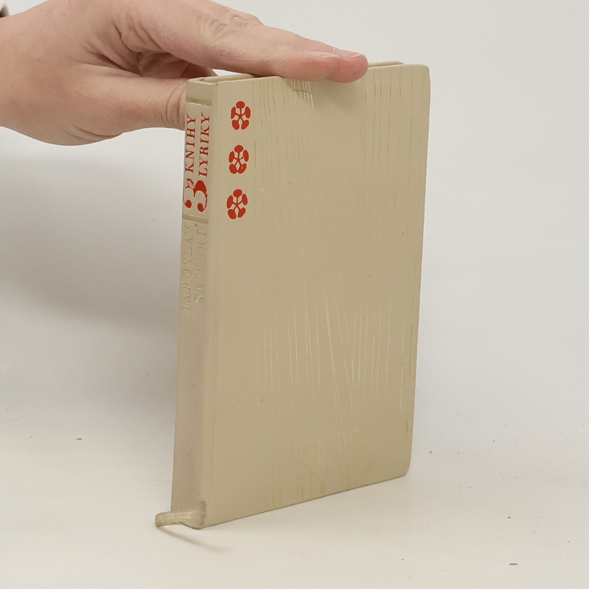 Jaroslav Seifert 3 knihy lyriky (Poštovní holub. Jablko s klína. Ruce Venušiny)