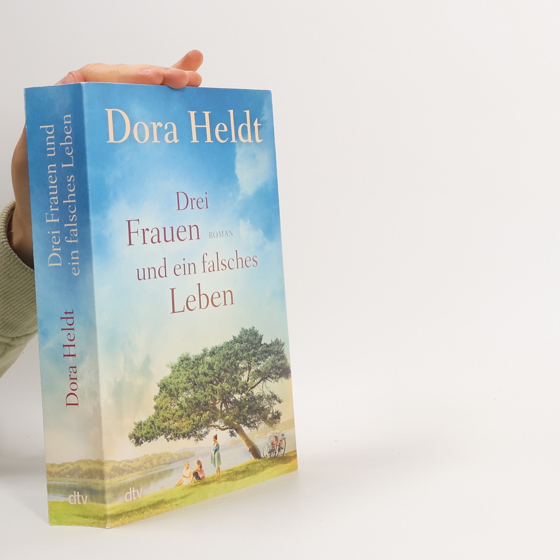 Drei Frauen und ein falsches Leben