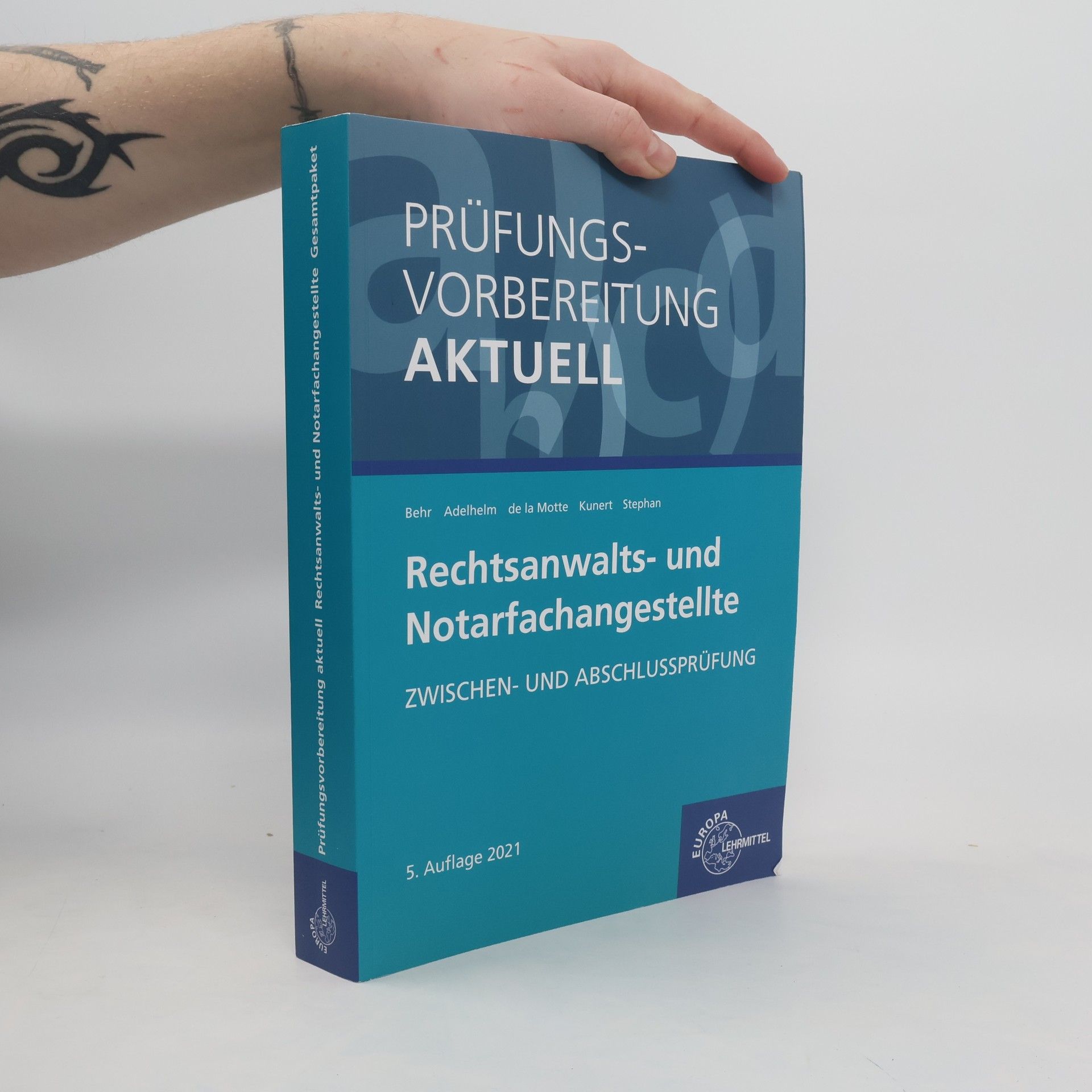 Ann-Sophie Adelhelm Prüfungsvorbereitung aktuell - Rechtsanwalts- und Notarfachangestellte