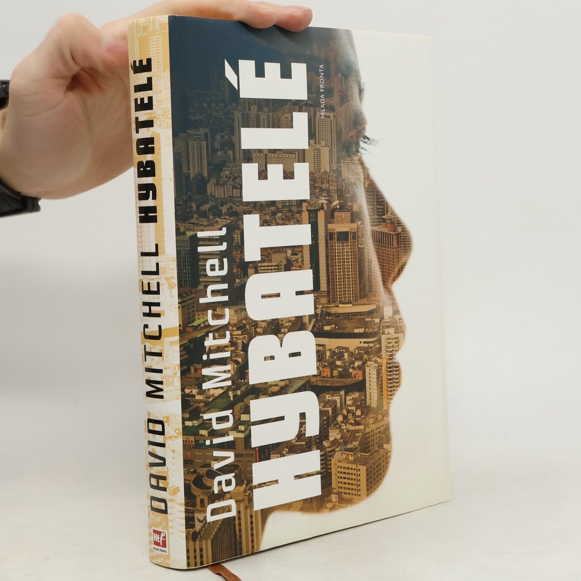 David Mitchell Hybatelé : román o devíti částech