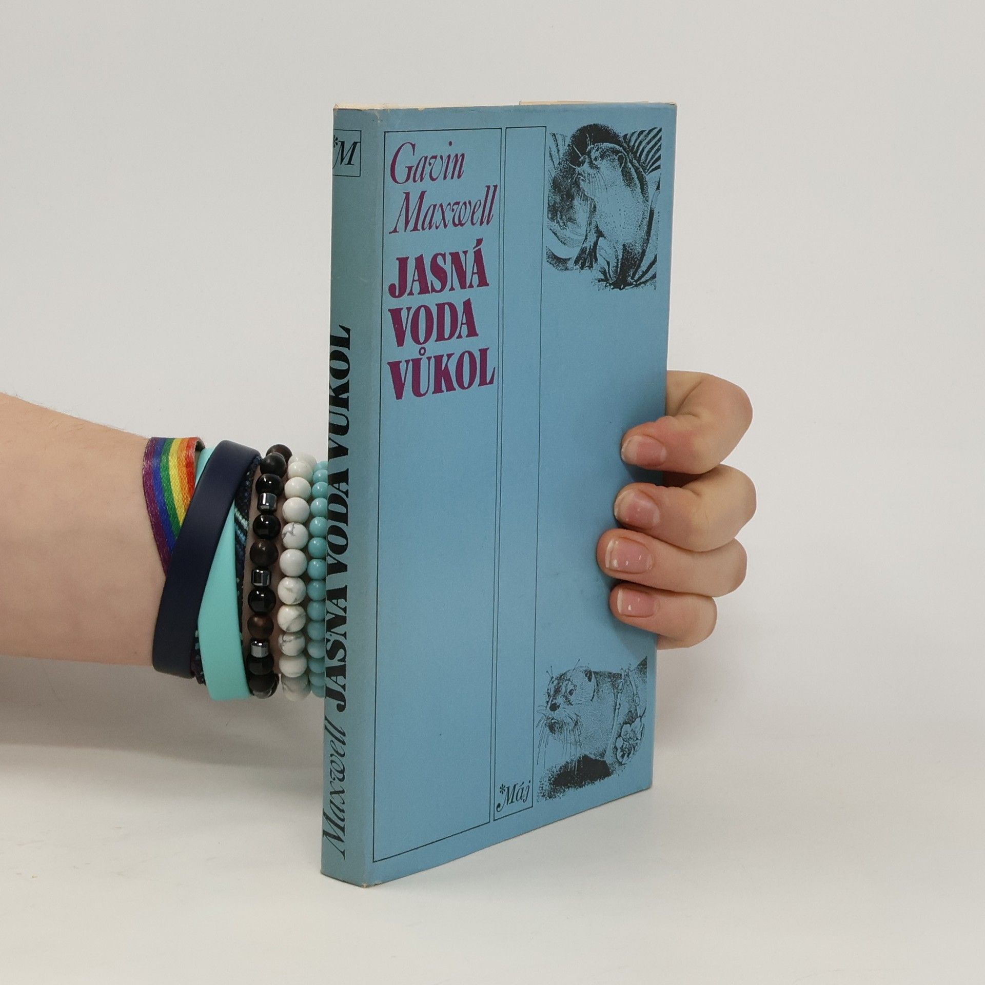Gavin Maxwell Jasná voda vůkol