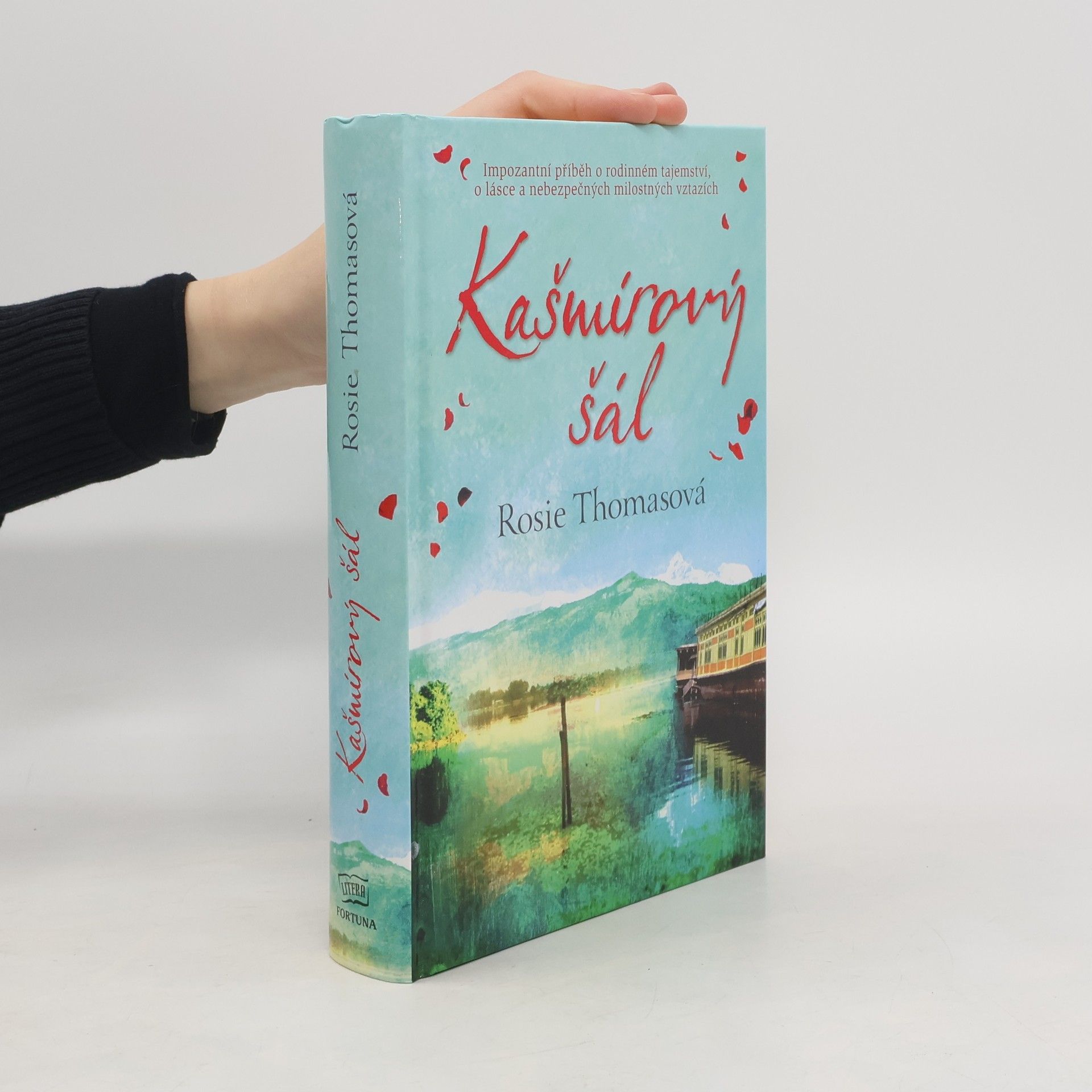 Rosie Thomas Kašmírový šál