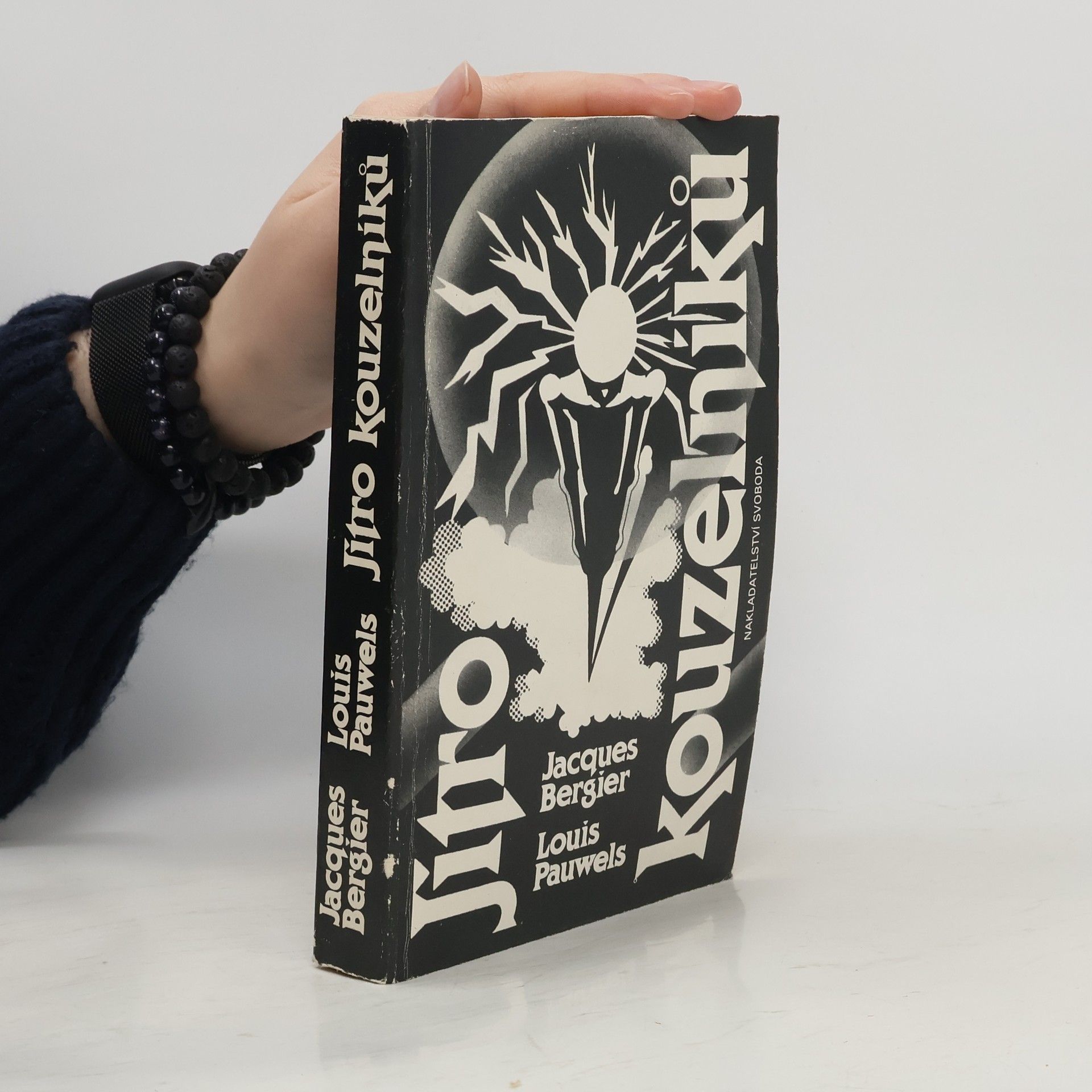 Louis Pauwels Jitro kouzelníků