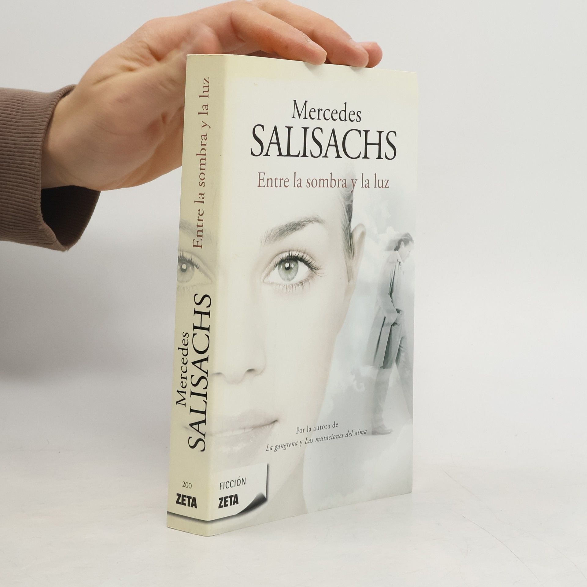 Entre la sombra y la luz