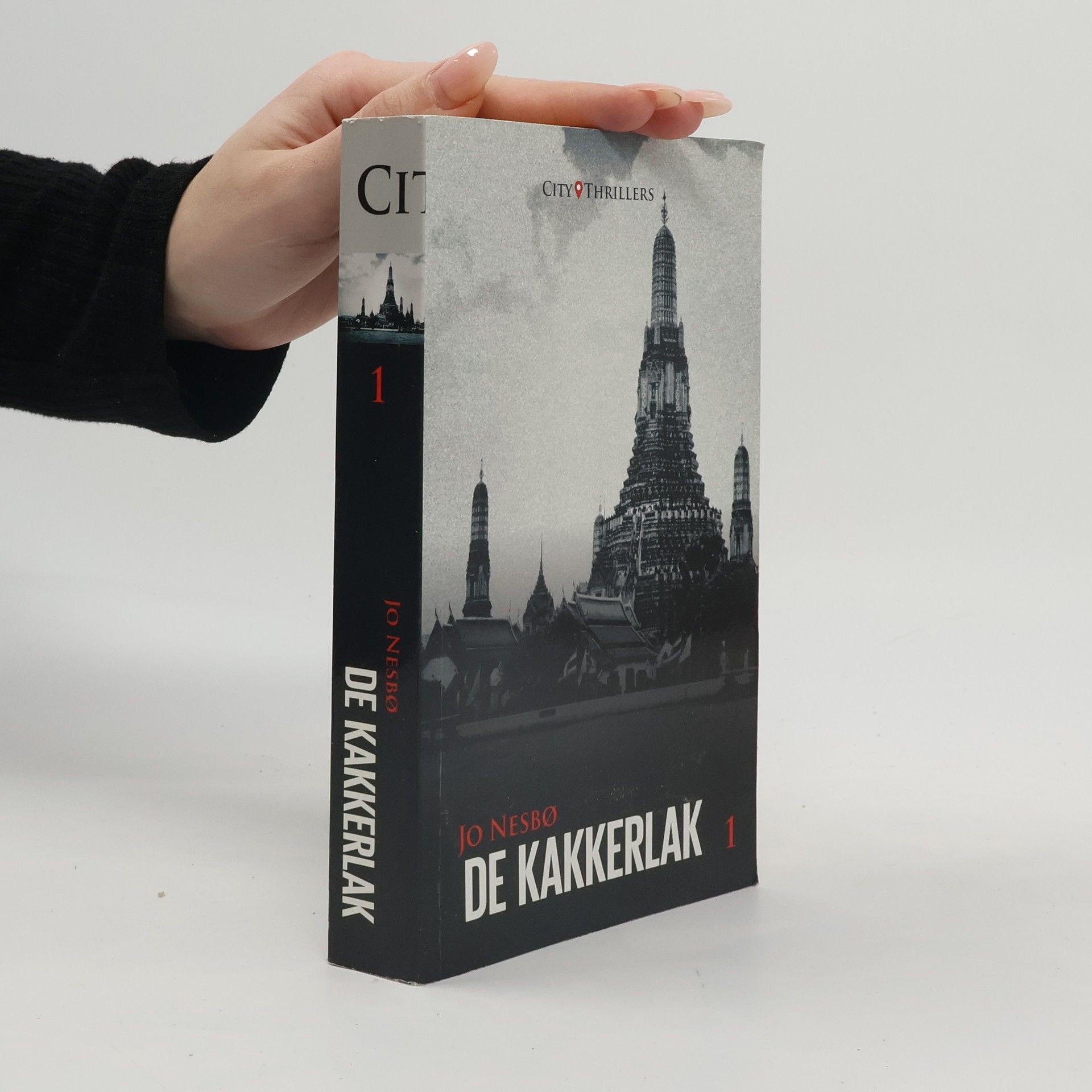 Jo Nesbø De kakkerlak 1