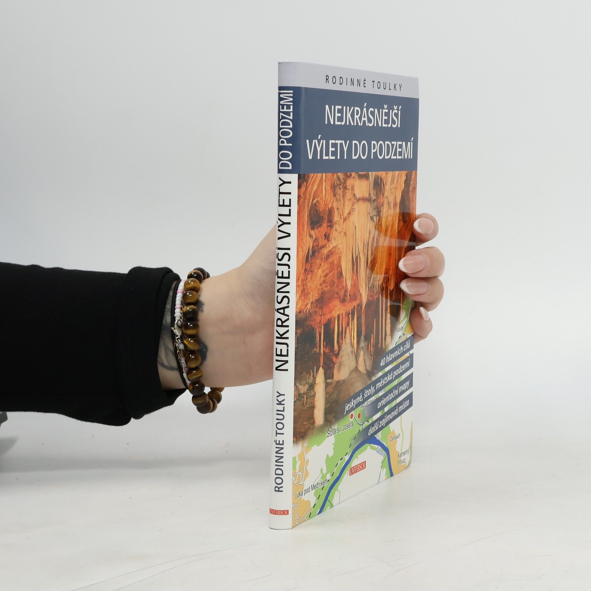 Petr David Nejkrásnější výlety do podzemí