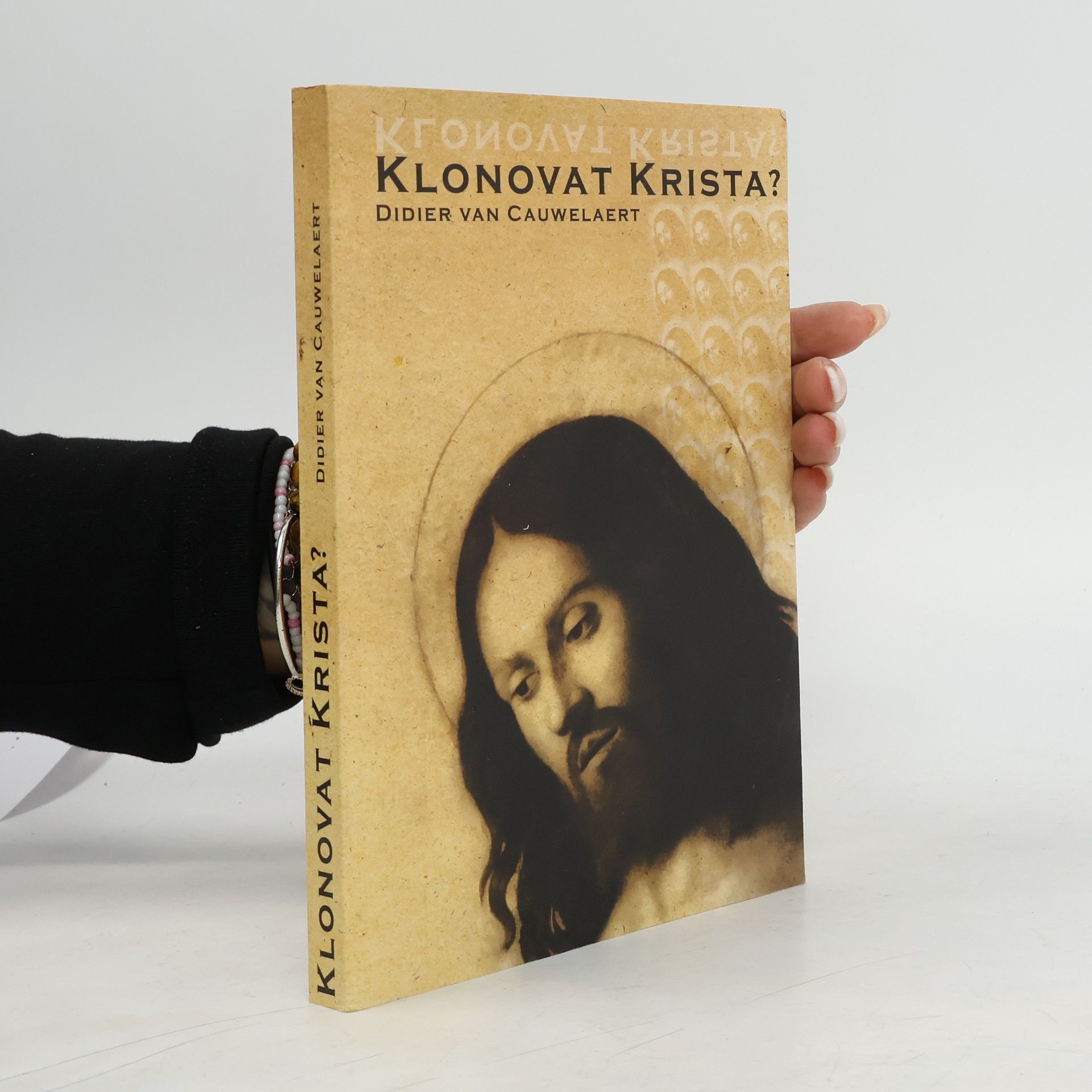 Didier van Cauwelaert Klonovat Krista?