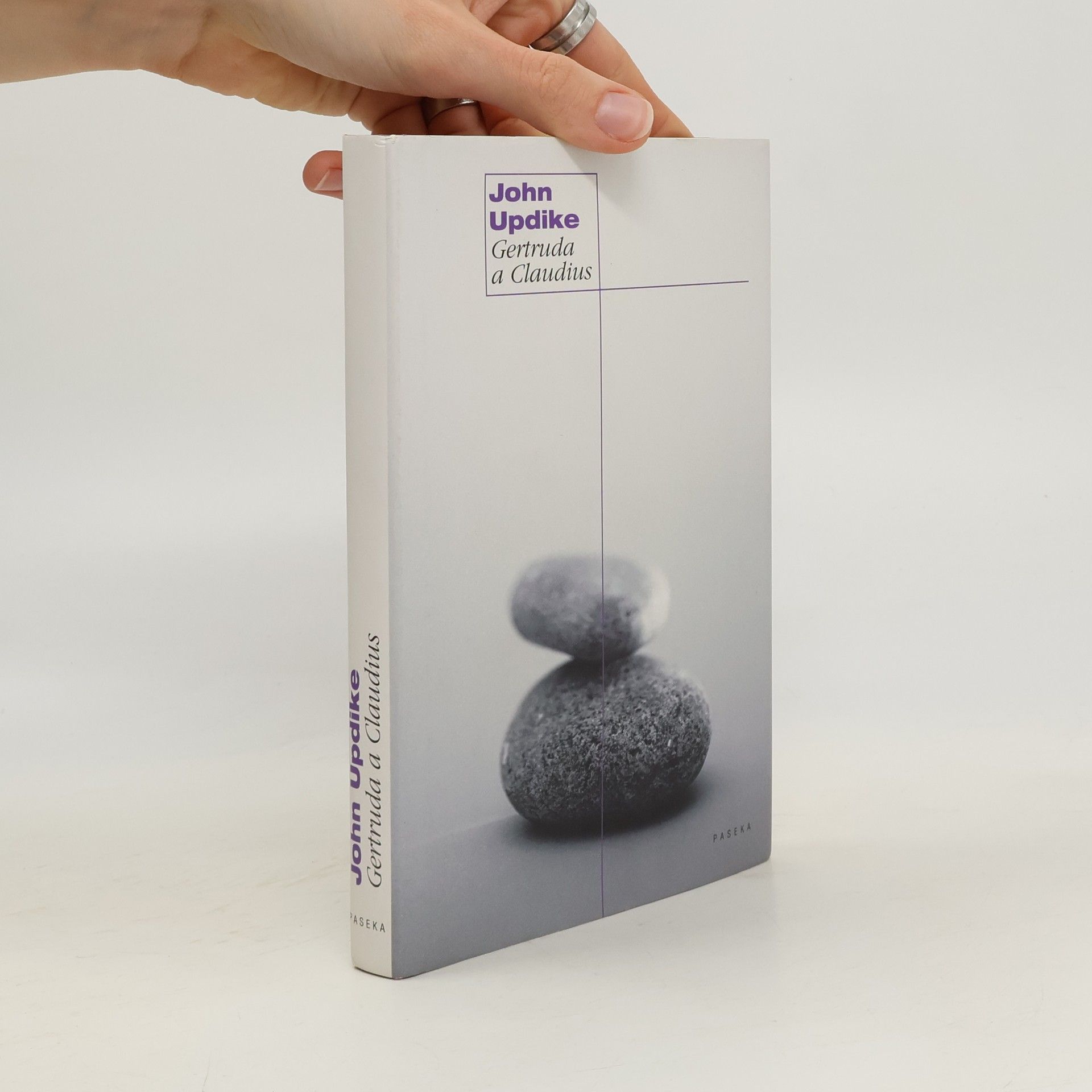 John Updike Gertruda a Claudius
