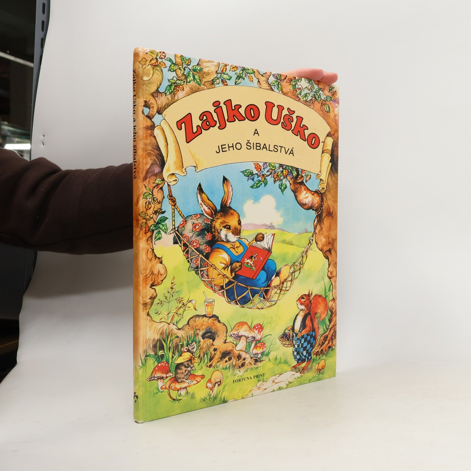 Zajko Uško a jeho šibalstvá