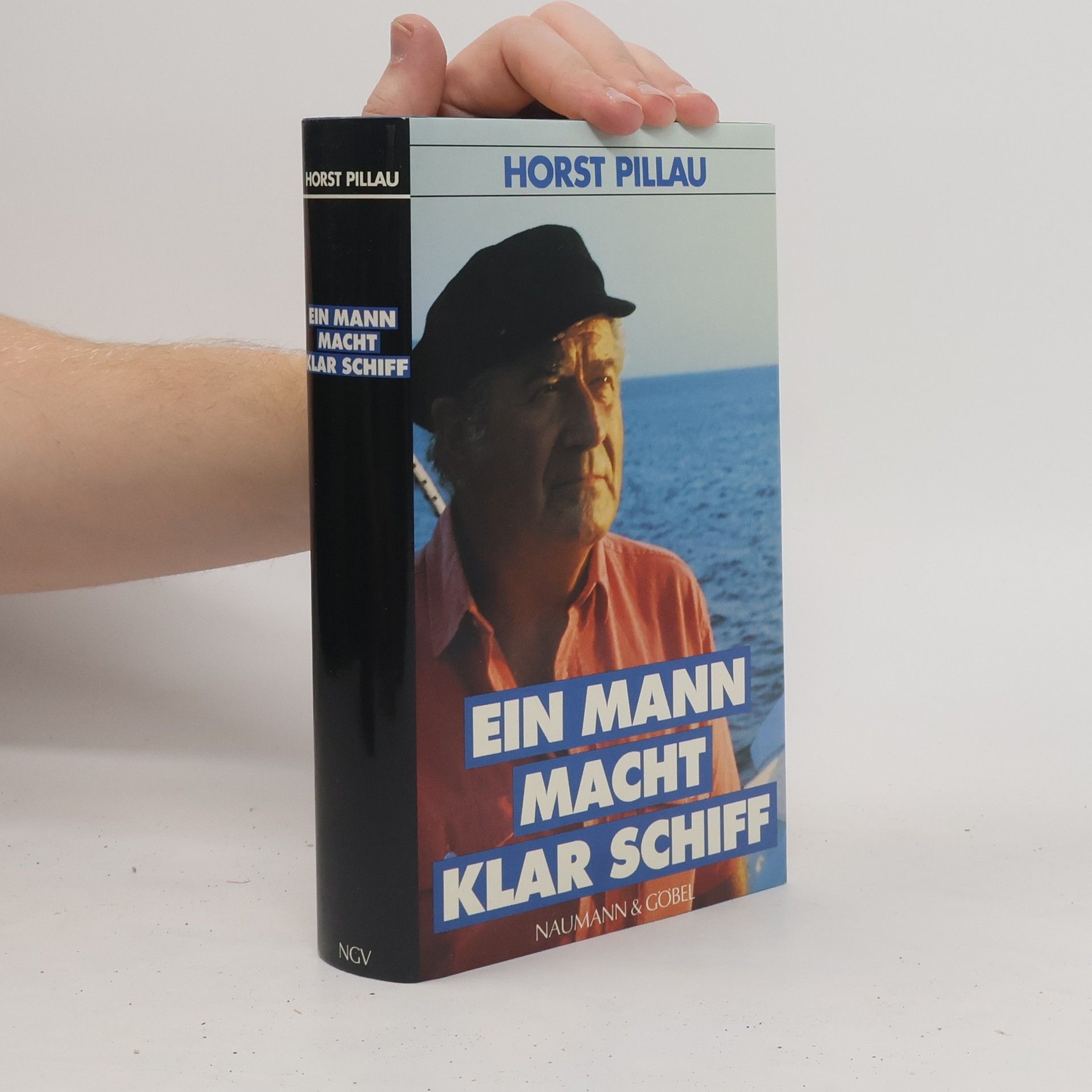 Ein Mann macht klar Schiff