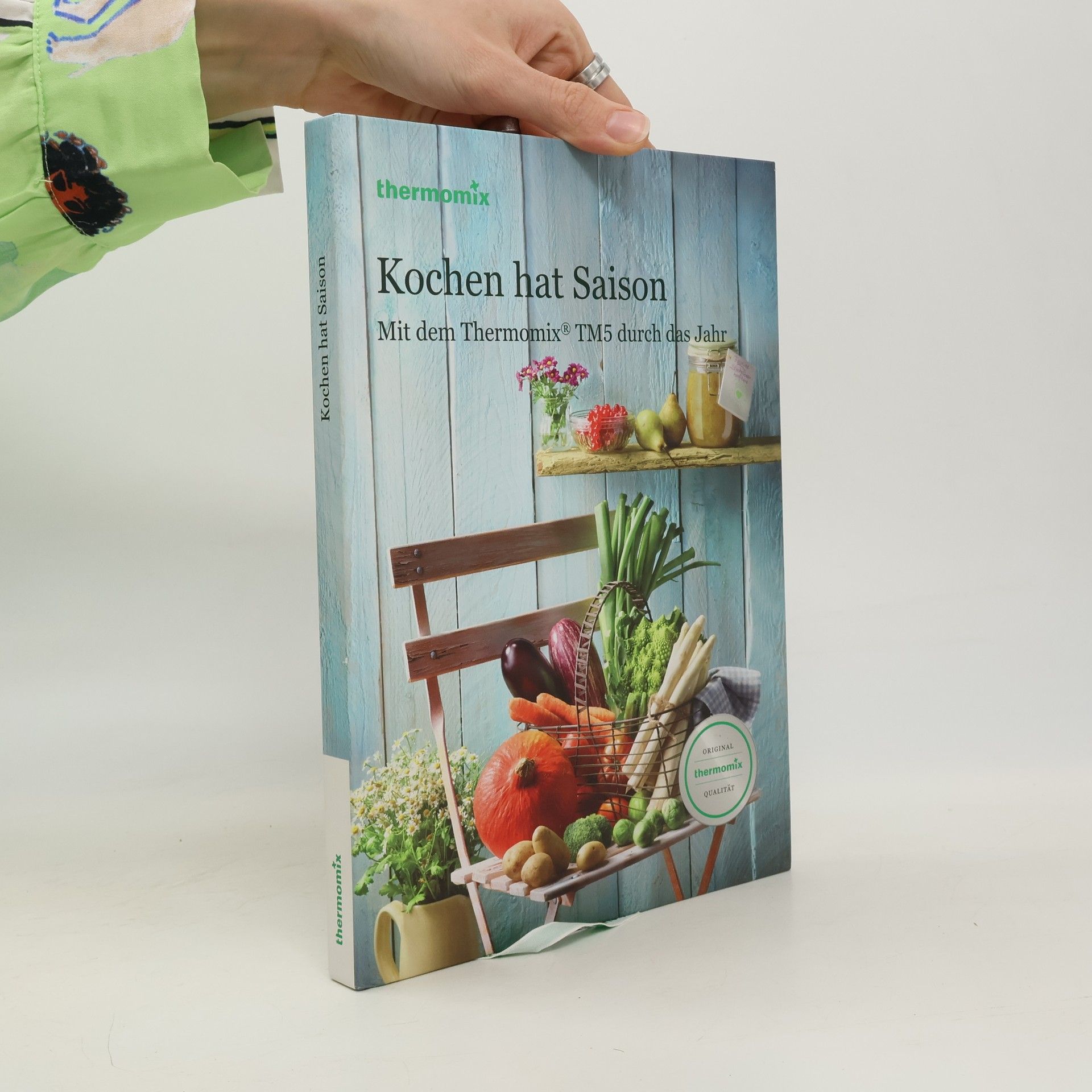 Collectif d'auteurs Kochen hat Saison. Mit dem Thermomix durch das Jahr