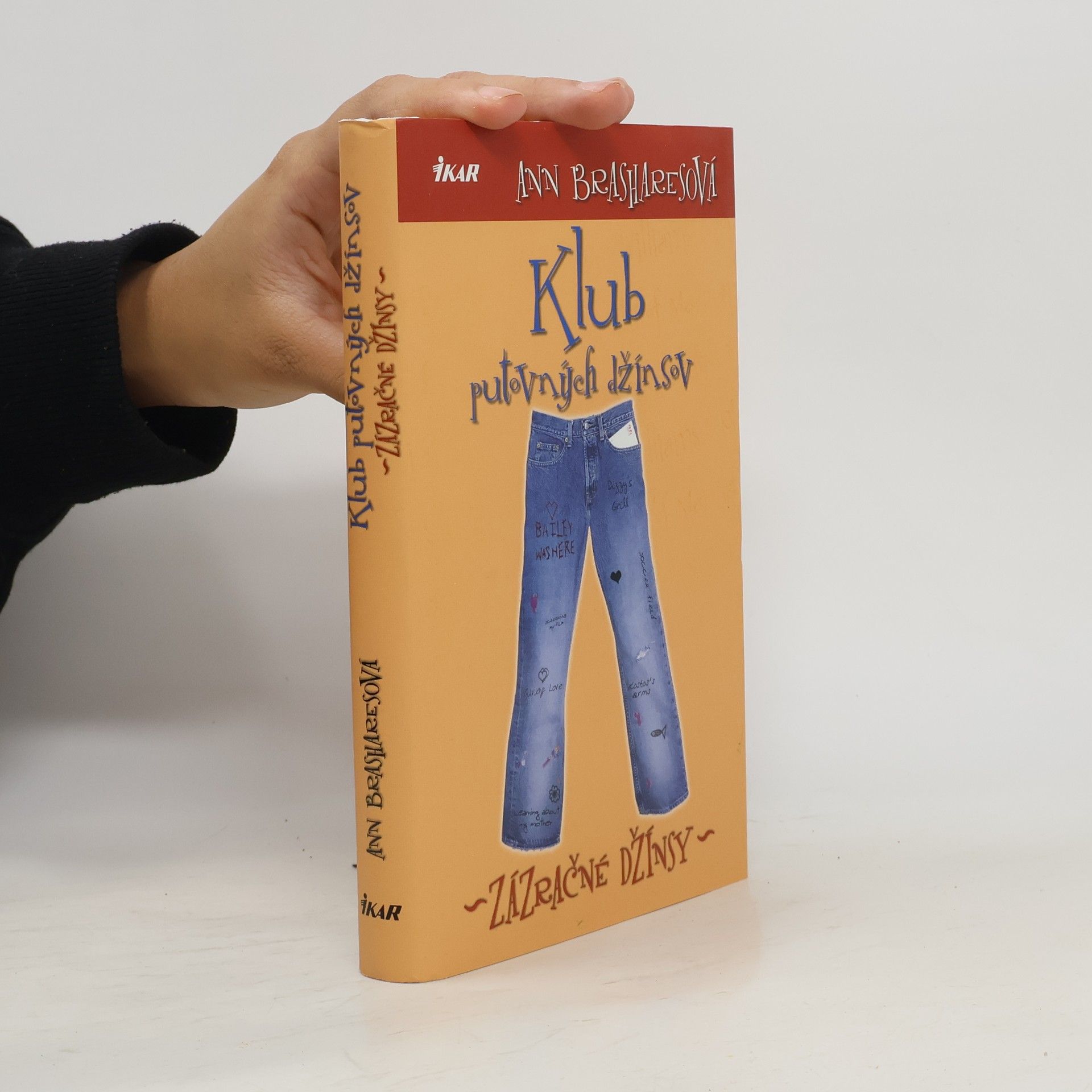 Klub putovných džínsov - Zázračné džínsy