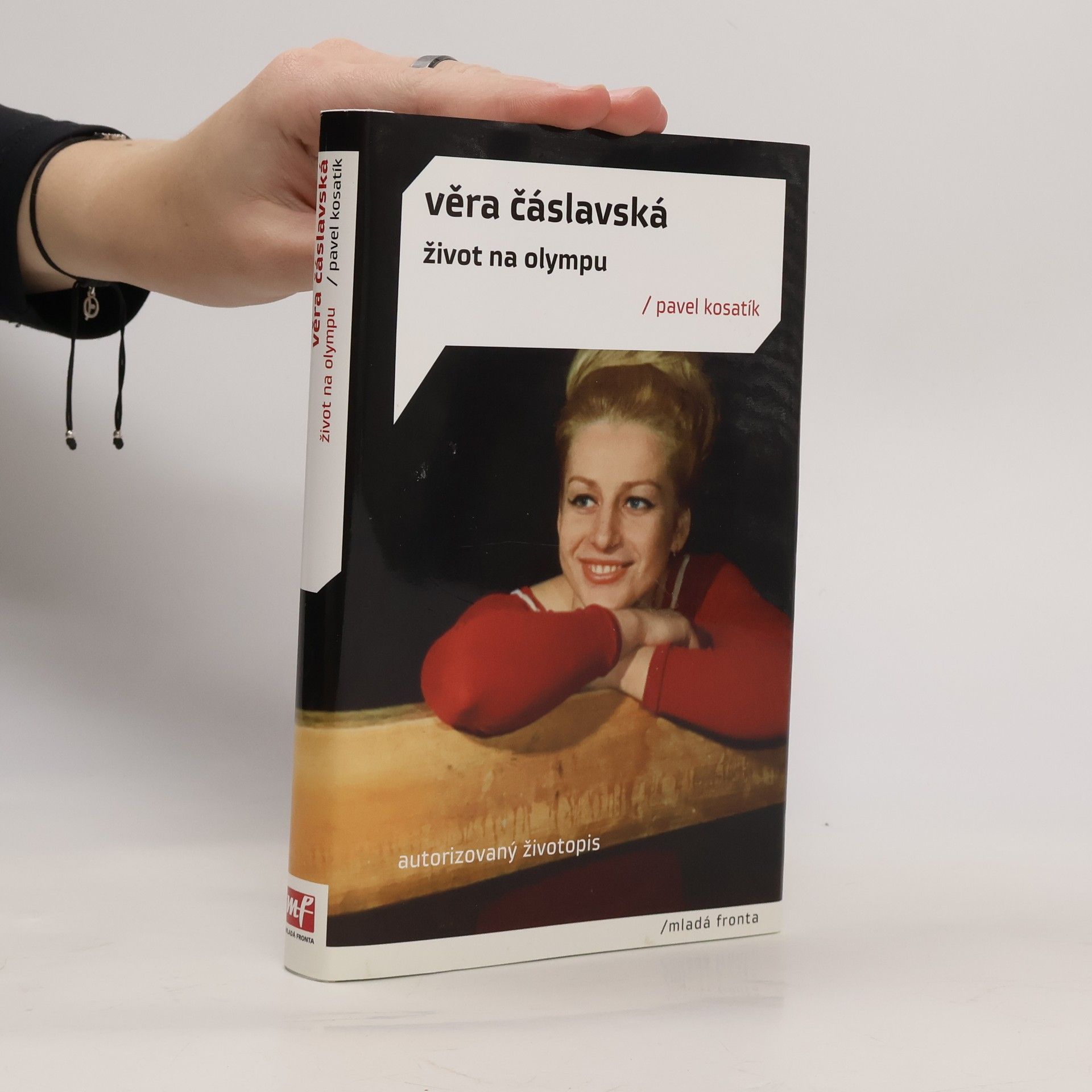 Pavel Kosatík Věra Čáslavská. Život na Olympu