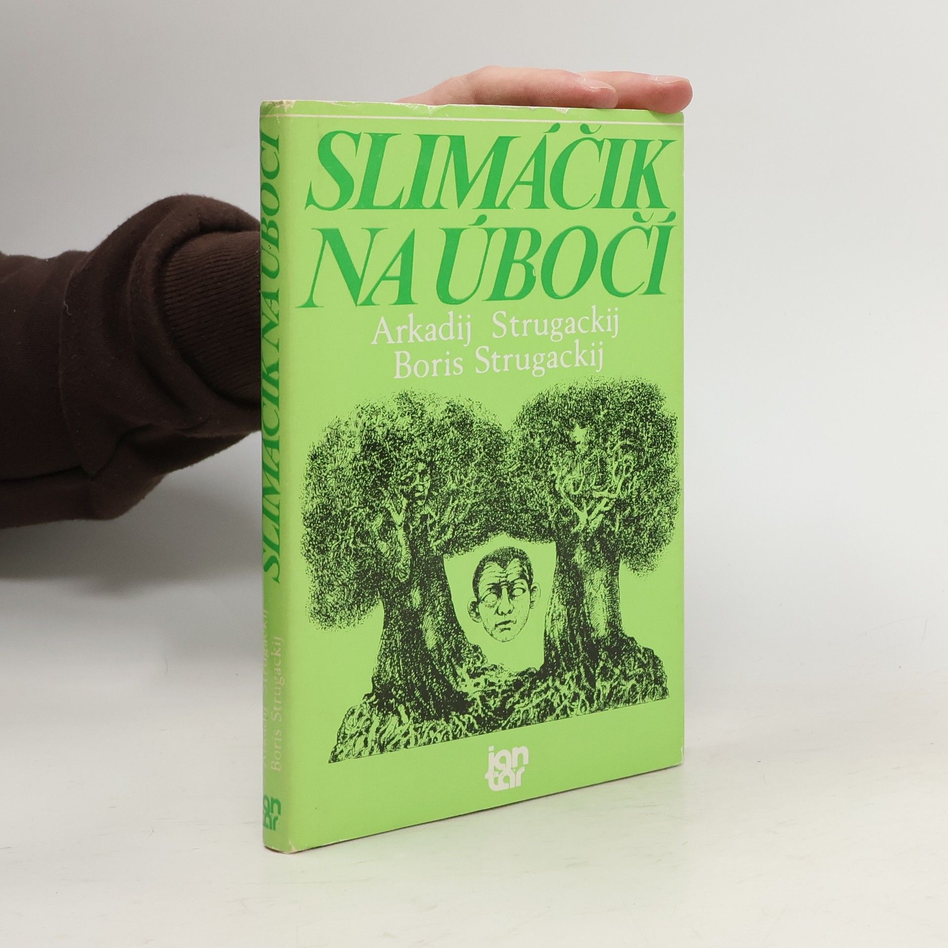 Slimáčik na úbočí