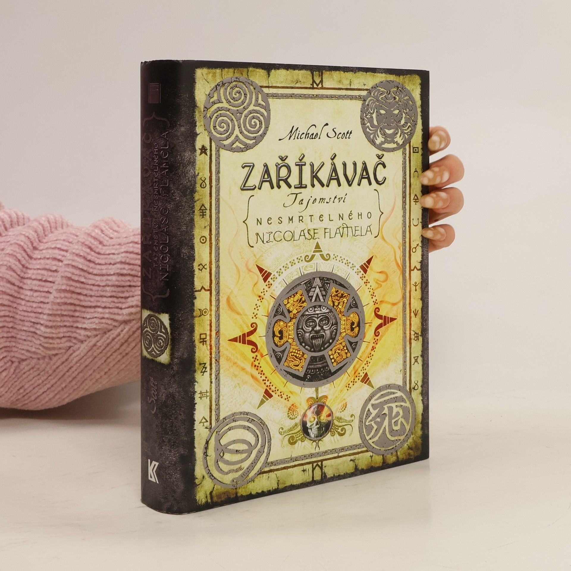 Michael Scott Zaříkávač. Tajemství nesmrtelného Nikolase Flamela. Díl 4.