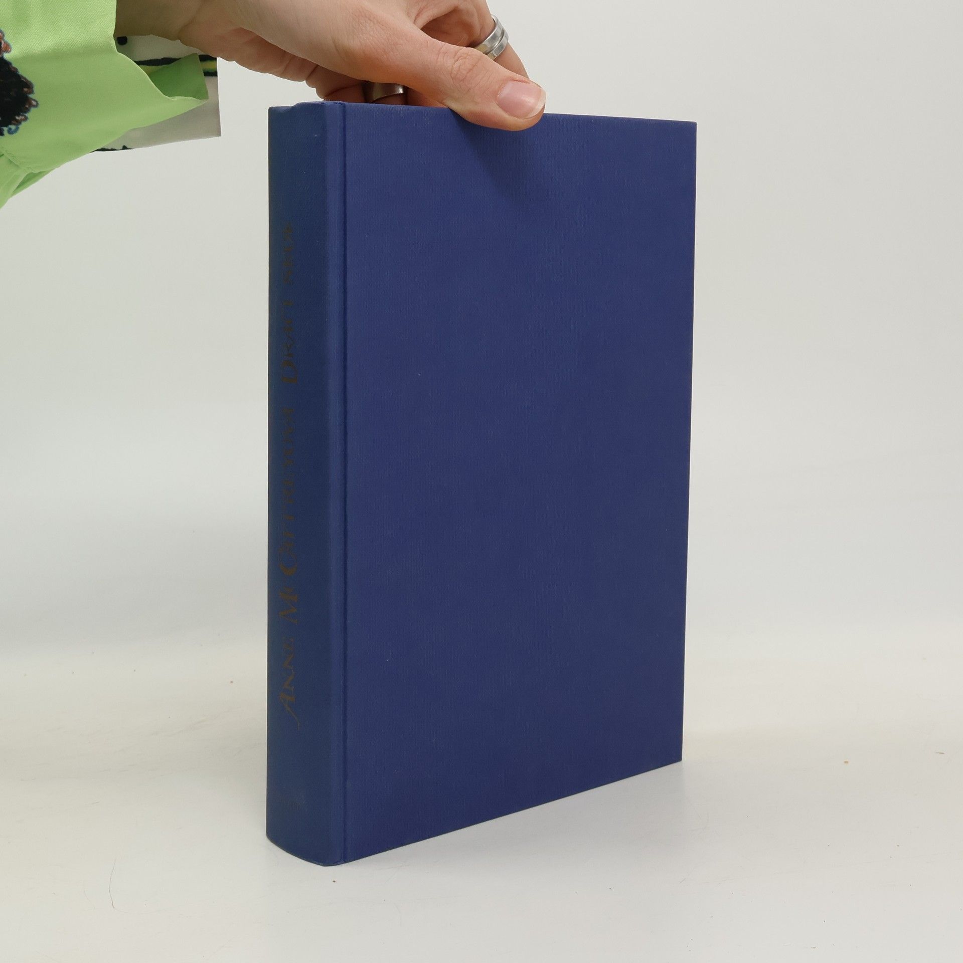 Anne Mac Caffrey Dračí skok