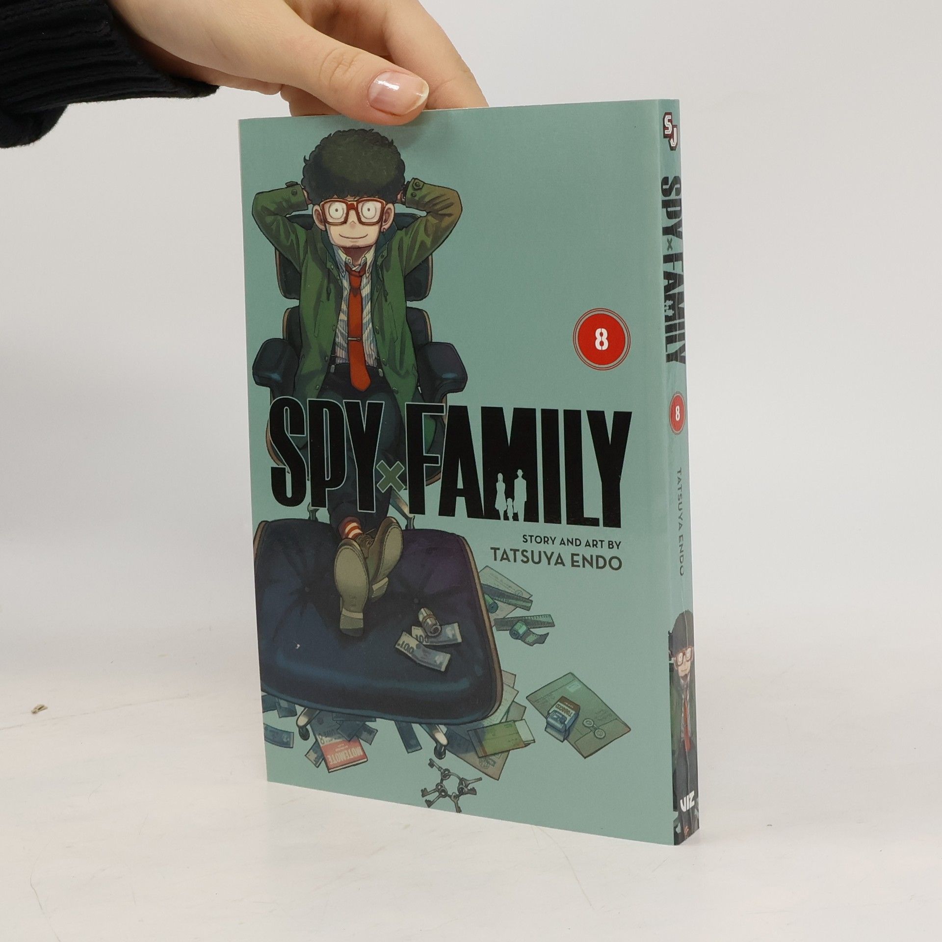 Tacuja Endó Spy x Family, Vol. 8