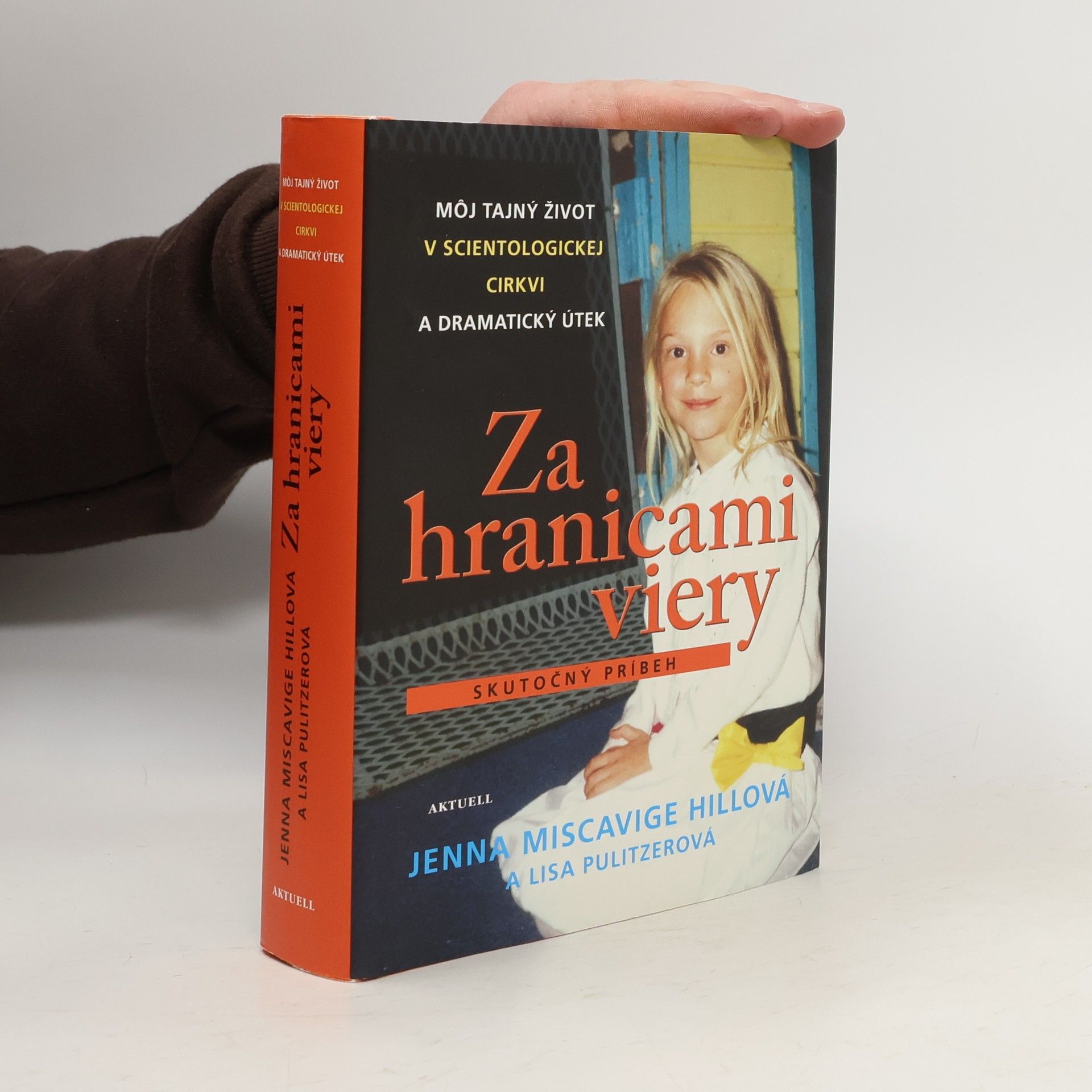 Jenna Miscavige Hill Za hranicami viery