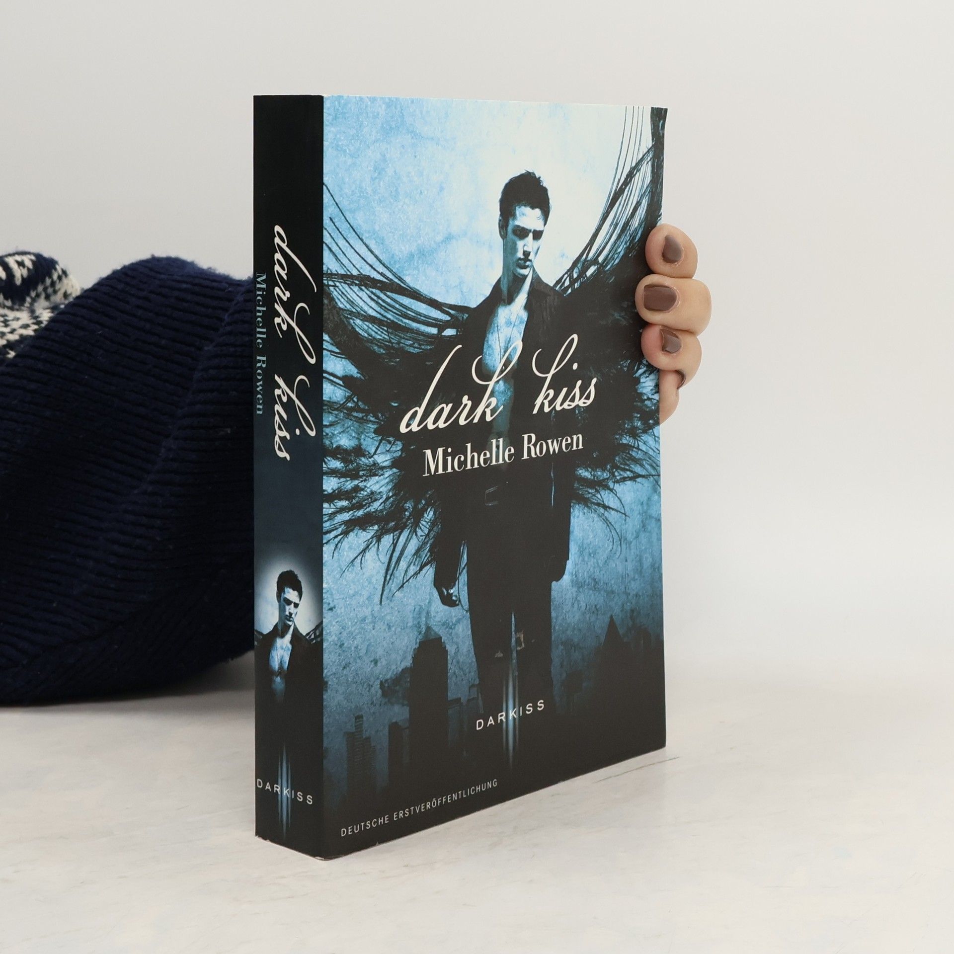 Michelle Rowen Dark kiss