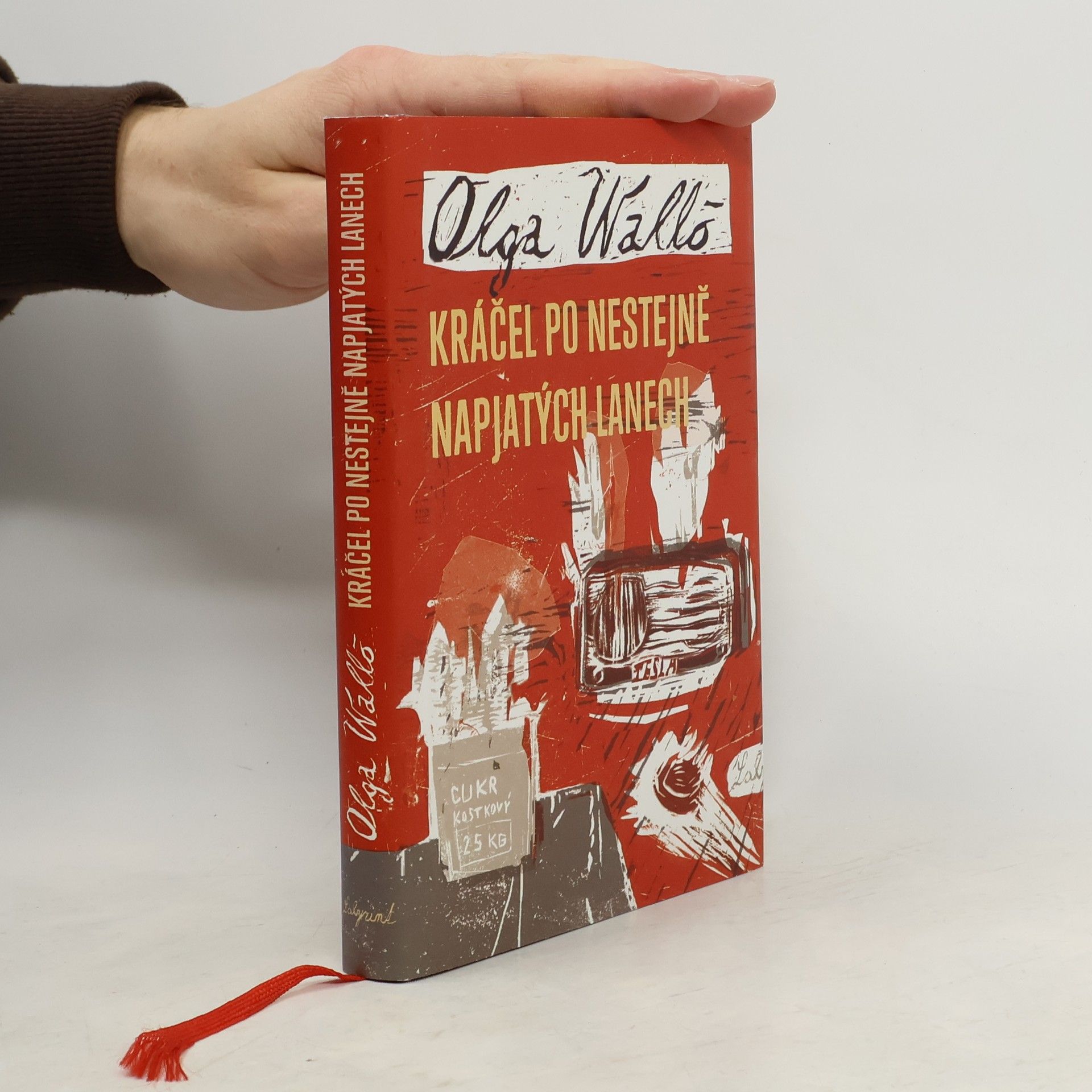 Kráčel po nestejně napjatých lanech