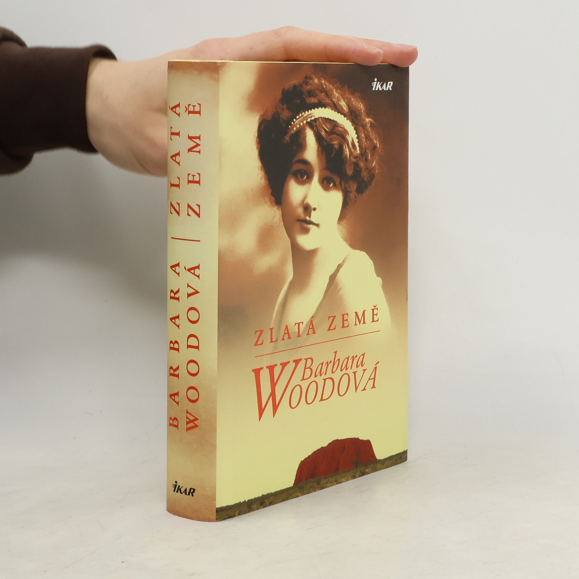 Barbara Wood Zlatá země