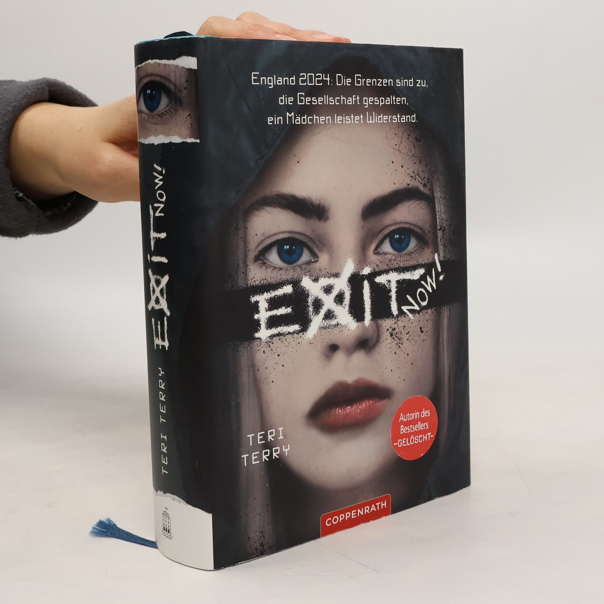 Teri Terry Exit now!