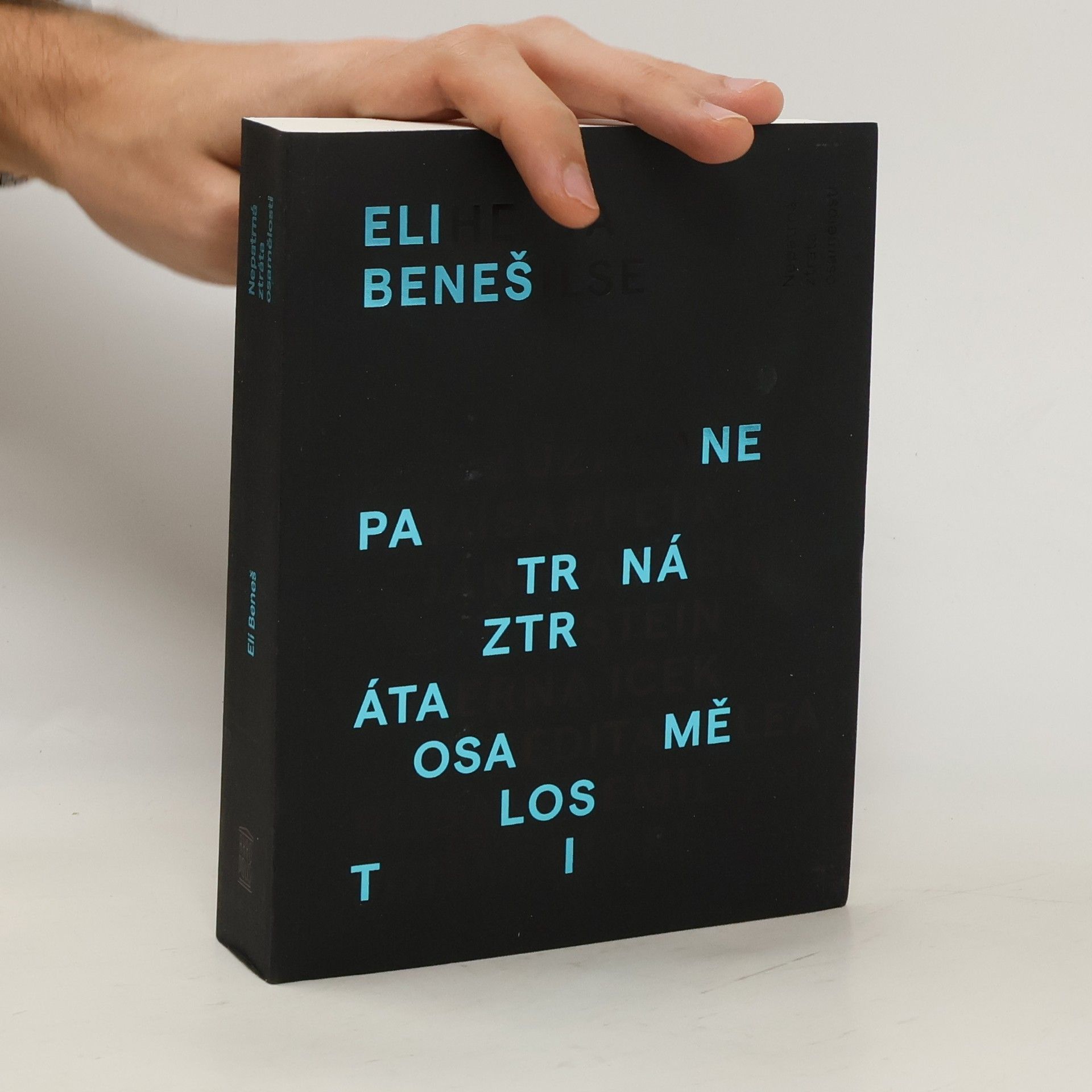 Nepatrná ztráta osamělosti