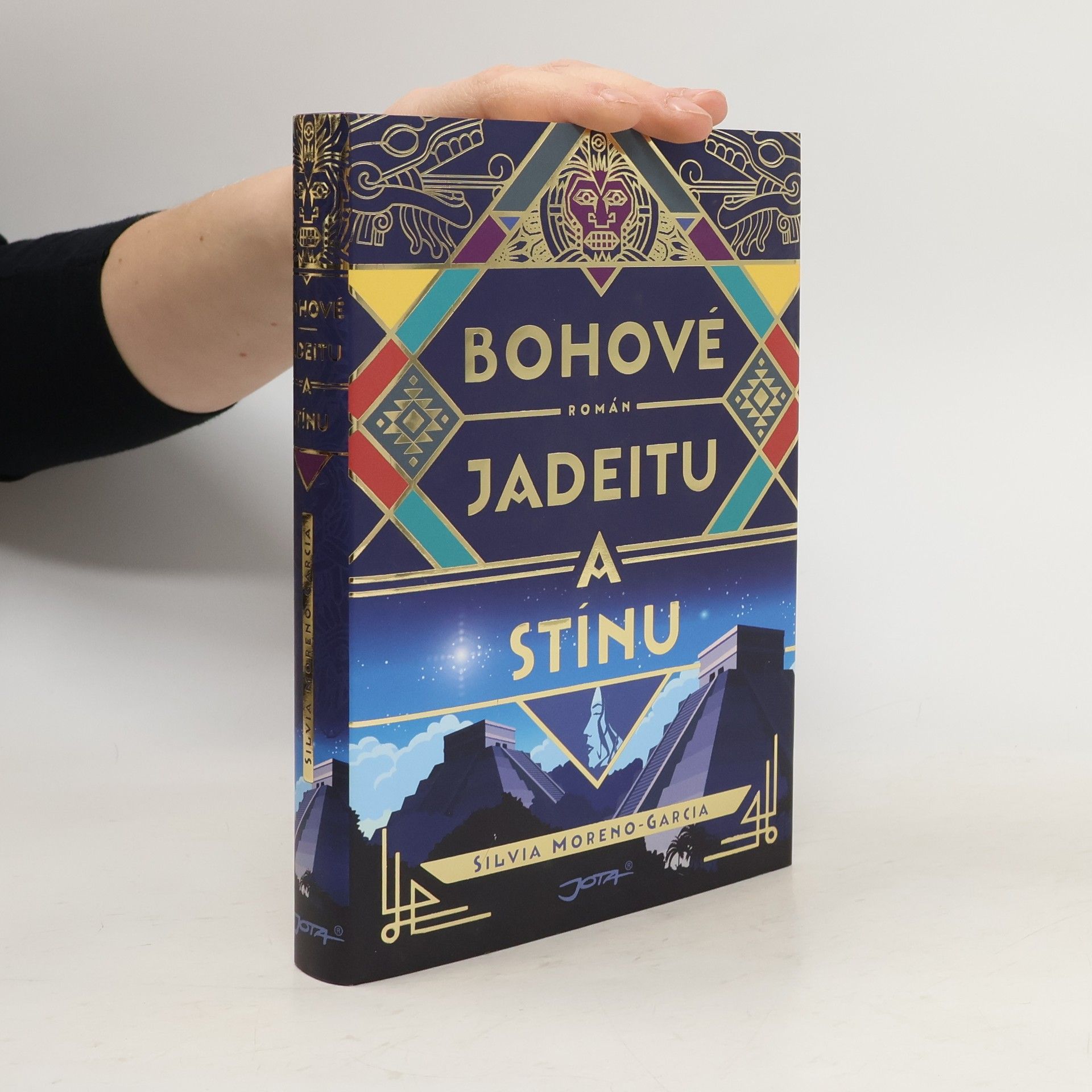 Bohové jadeitu a stínu